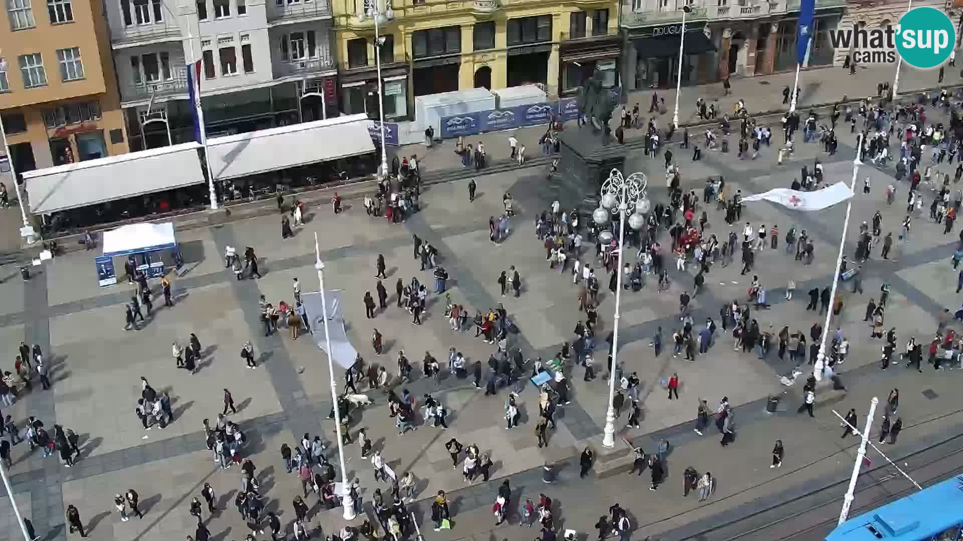 Zagreb – Bana Jelačića square panorama
