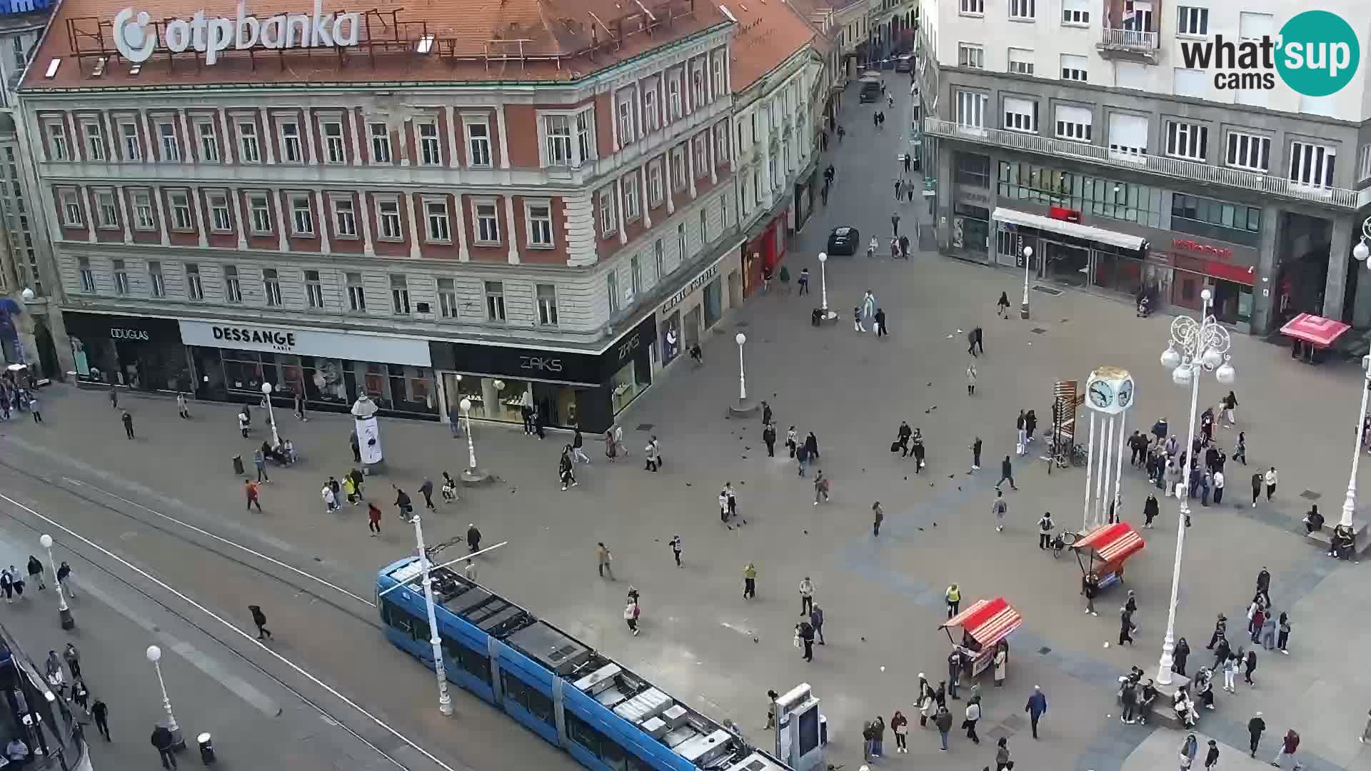 Zagreb – Bana Jelačića square panorama