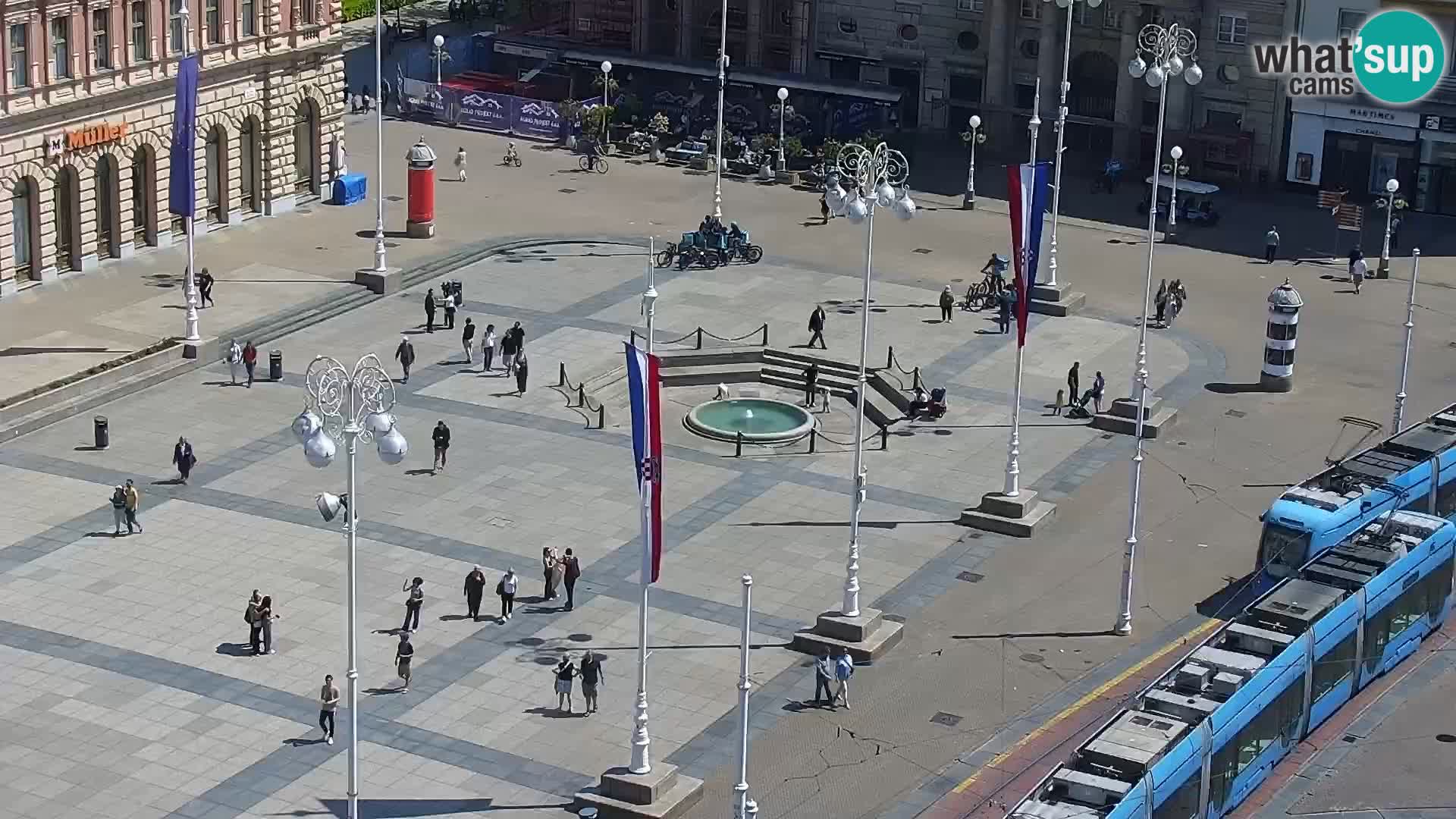 Zagreb – Bana Jelačića square panorama