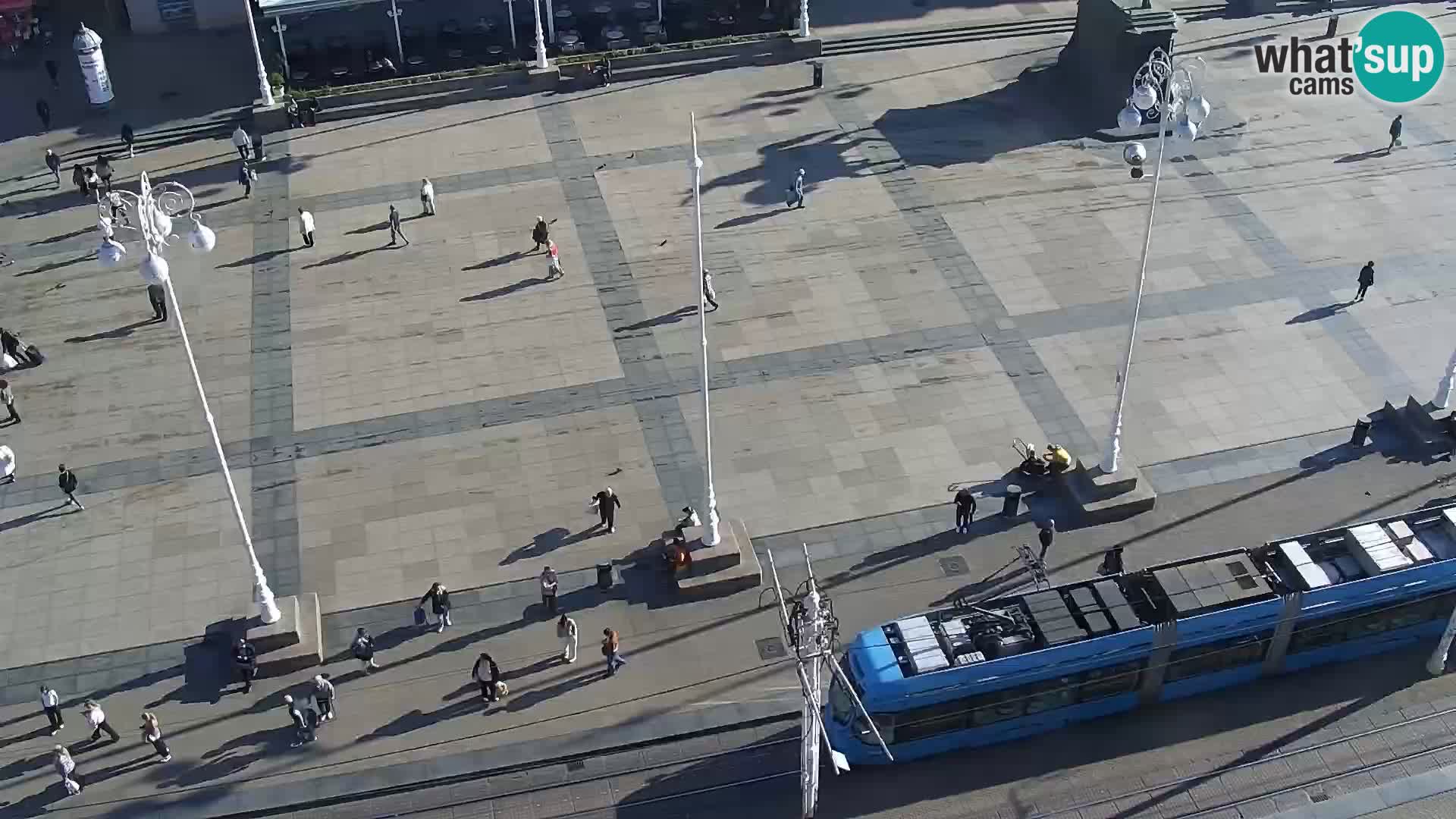 Trg Bana Jelačića web kamera Zagreb – Hotel Dubrovnik