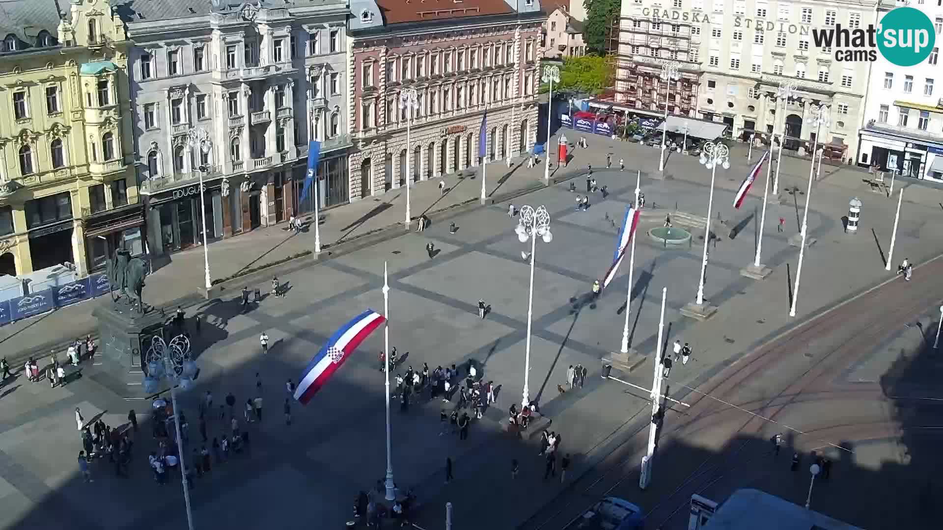 Ban Jelačić Platz  Live webcam Zagreb – Hotel Dubrovnik