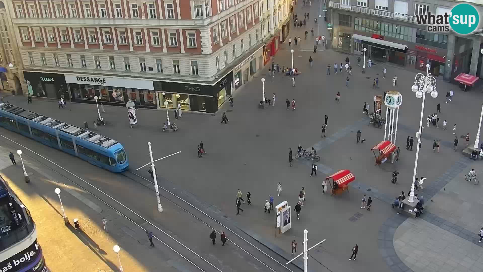 Piazza Ban Jelačić livecam Zagreb – Hotel Dubrovnik