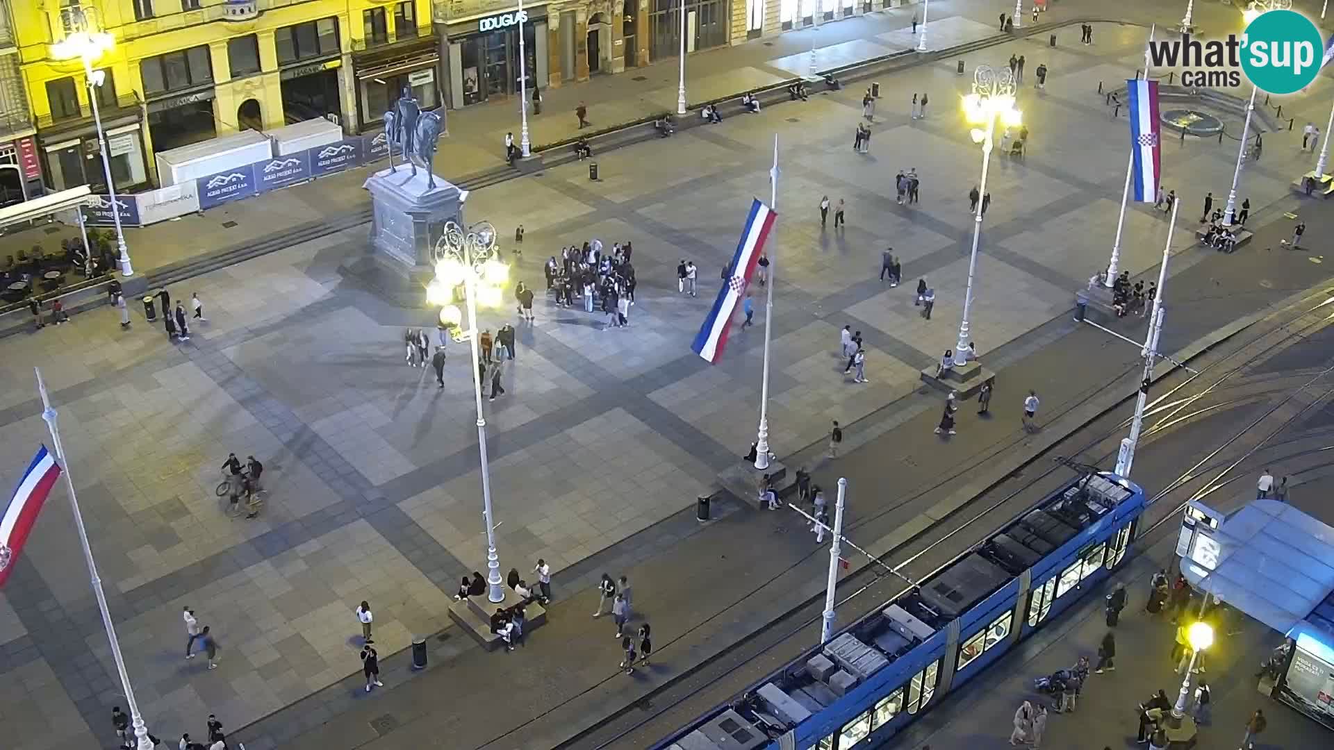 Web kamera Zagreb – Trg Bana Jelačića