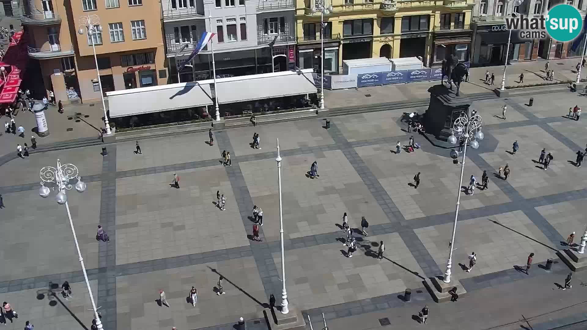 Web kamera Zagreb – Trg Bana Jelačića