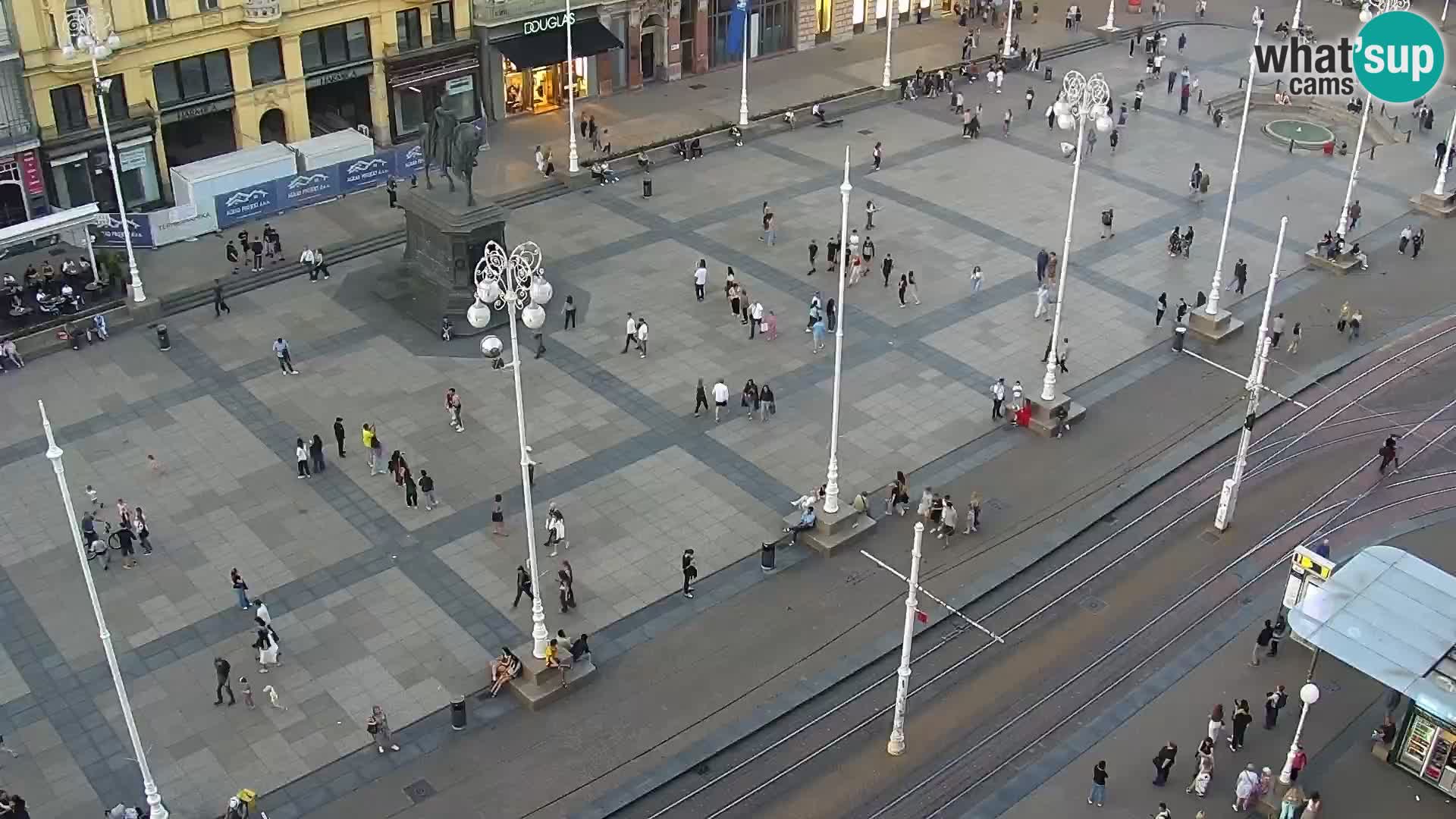 Kamera v živo Zagreb – Trg Bana Jelačića