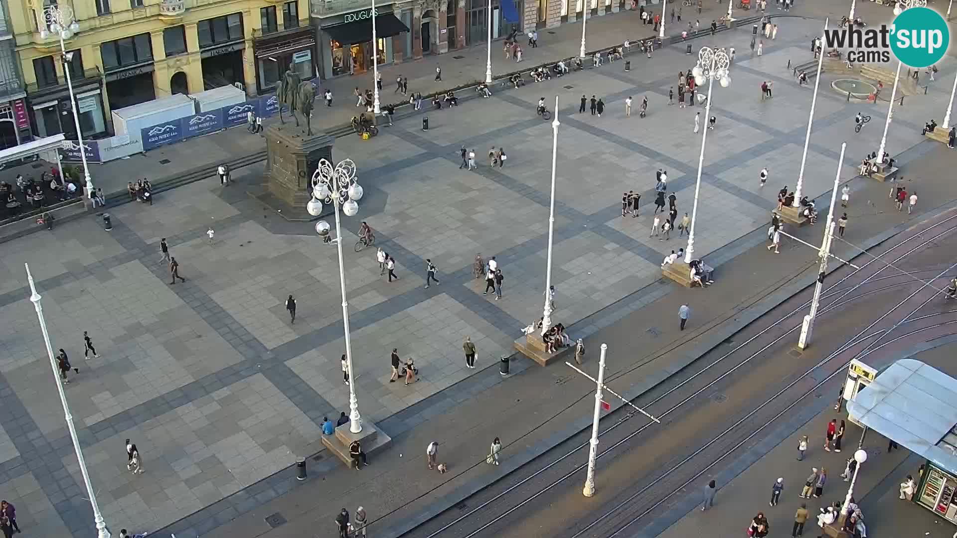 LIVE Webcam Zagreb Hotel Dubrovnik | Ban Jelačić square