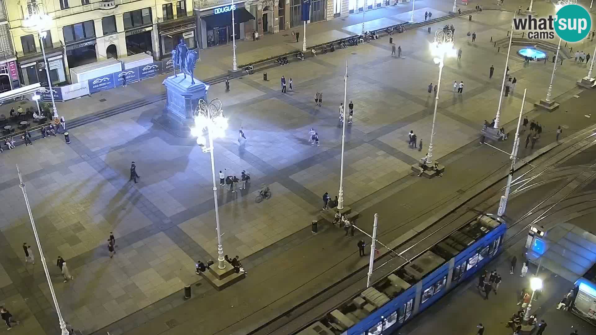 Web kamera Zagreb – Trg Bana Jelačića