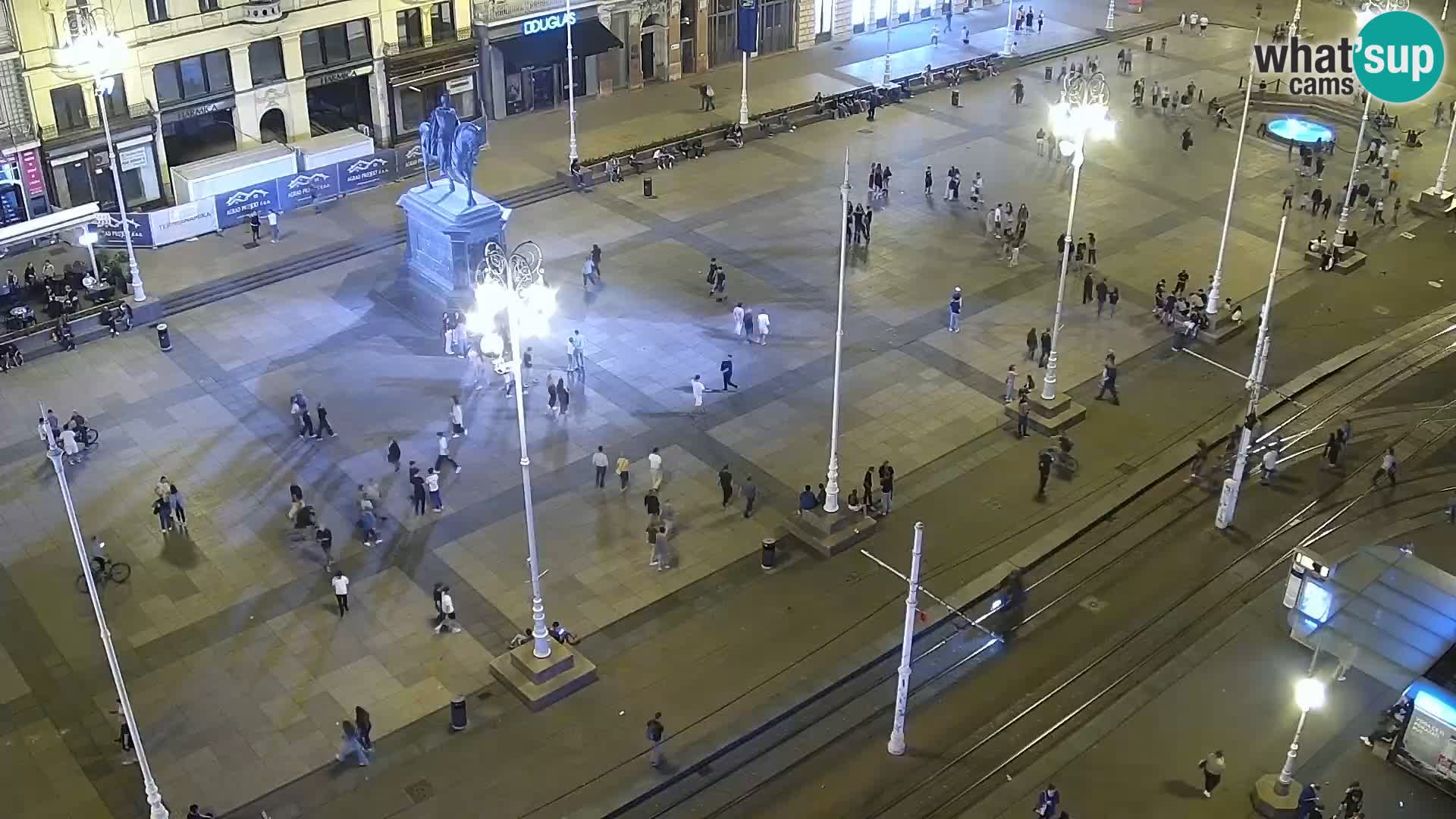 Ban Jelačić live cam Zagreb – Hotel Dubrovnik