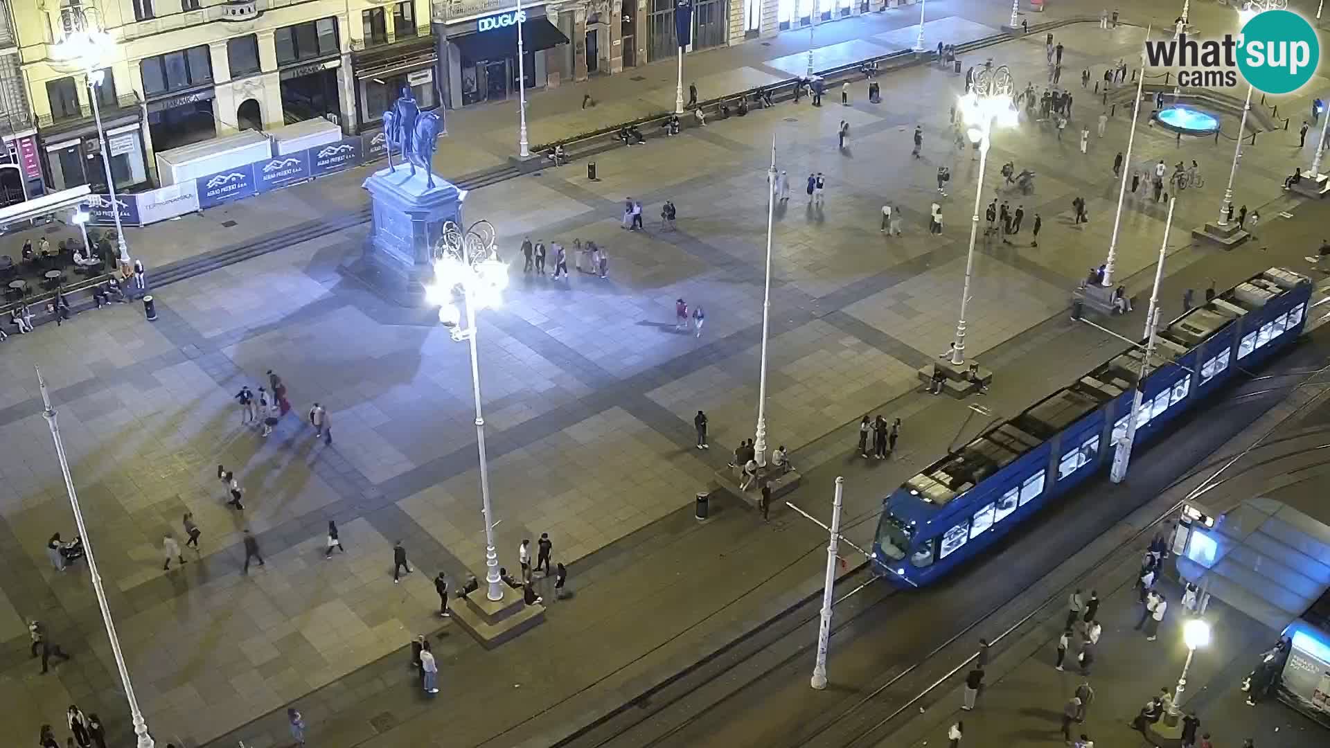Web kamera Zagreb – Trg Bana Jelačića