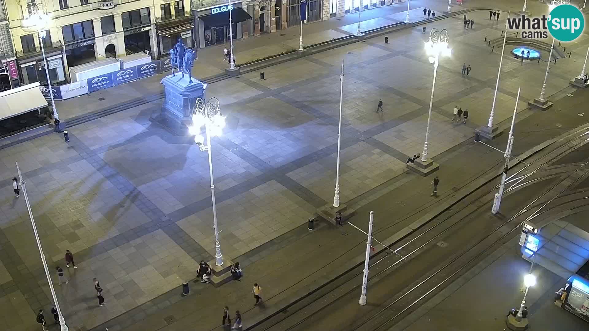 Piazza Ban Jelačić livecam Zagreb – Hotel Dubrovnik