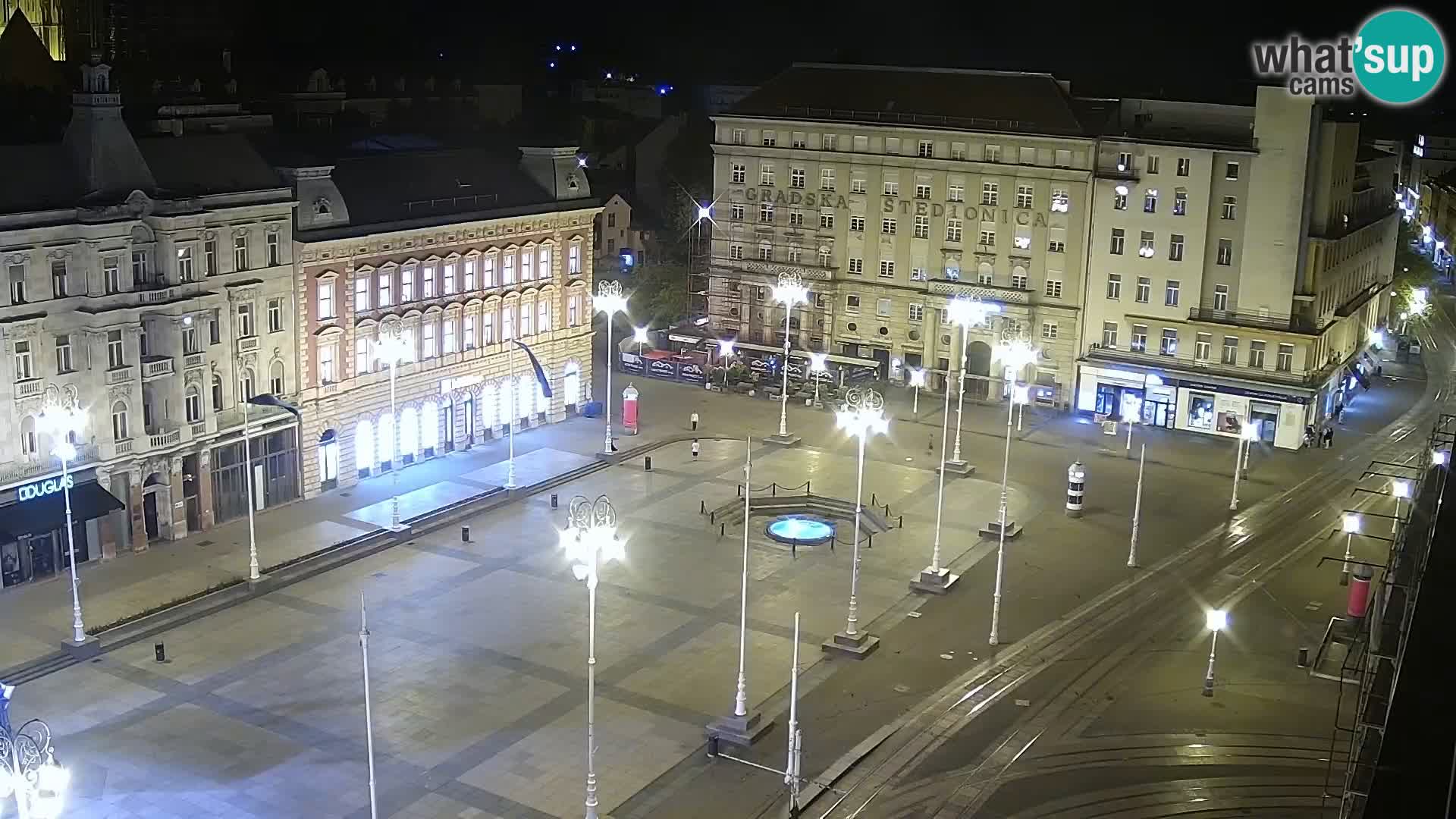 Ban Jelačić Platz  Live webcam Zagreb – Hotel Dubrovnik
