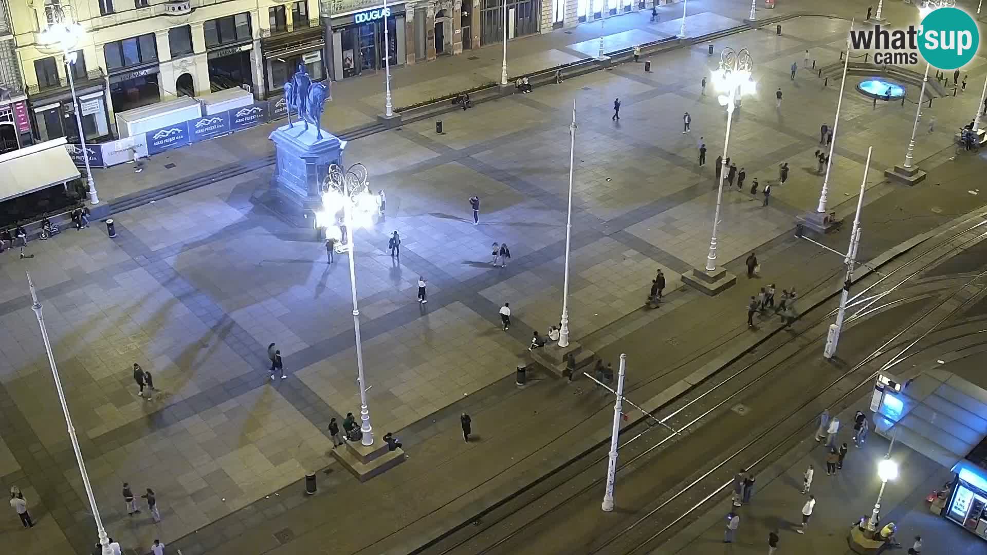 Web kamera Zagreb – Trg Bana Jelačića