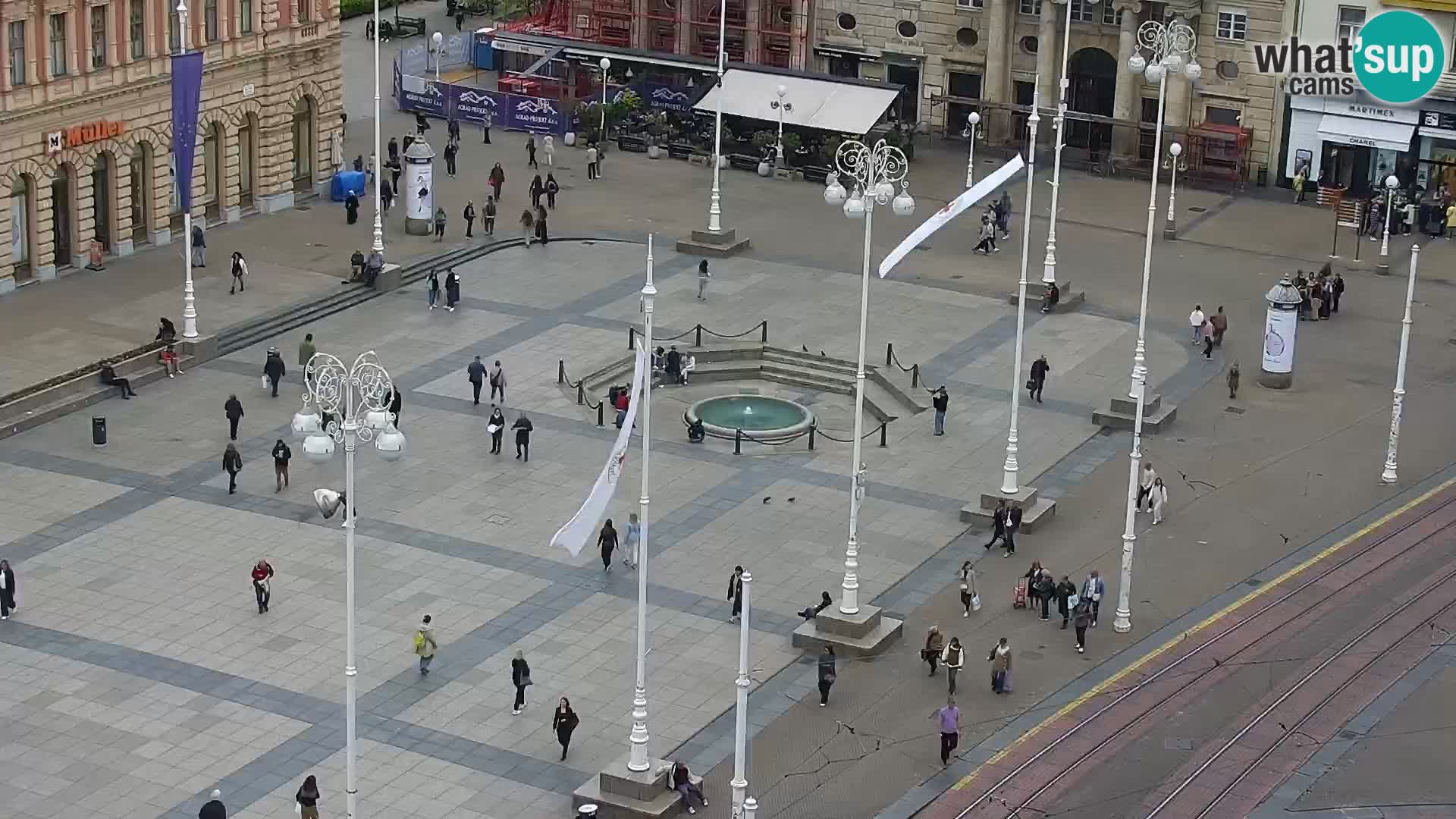 Web kamera Zagreb – Trg Bana Jelačića