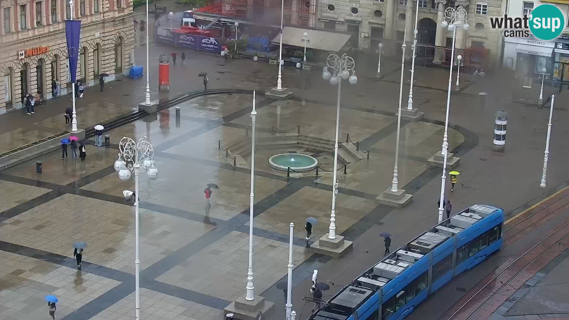 Ban Jelačić live cam Zagreb – Hotel Dubrovnik