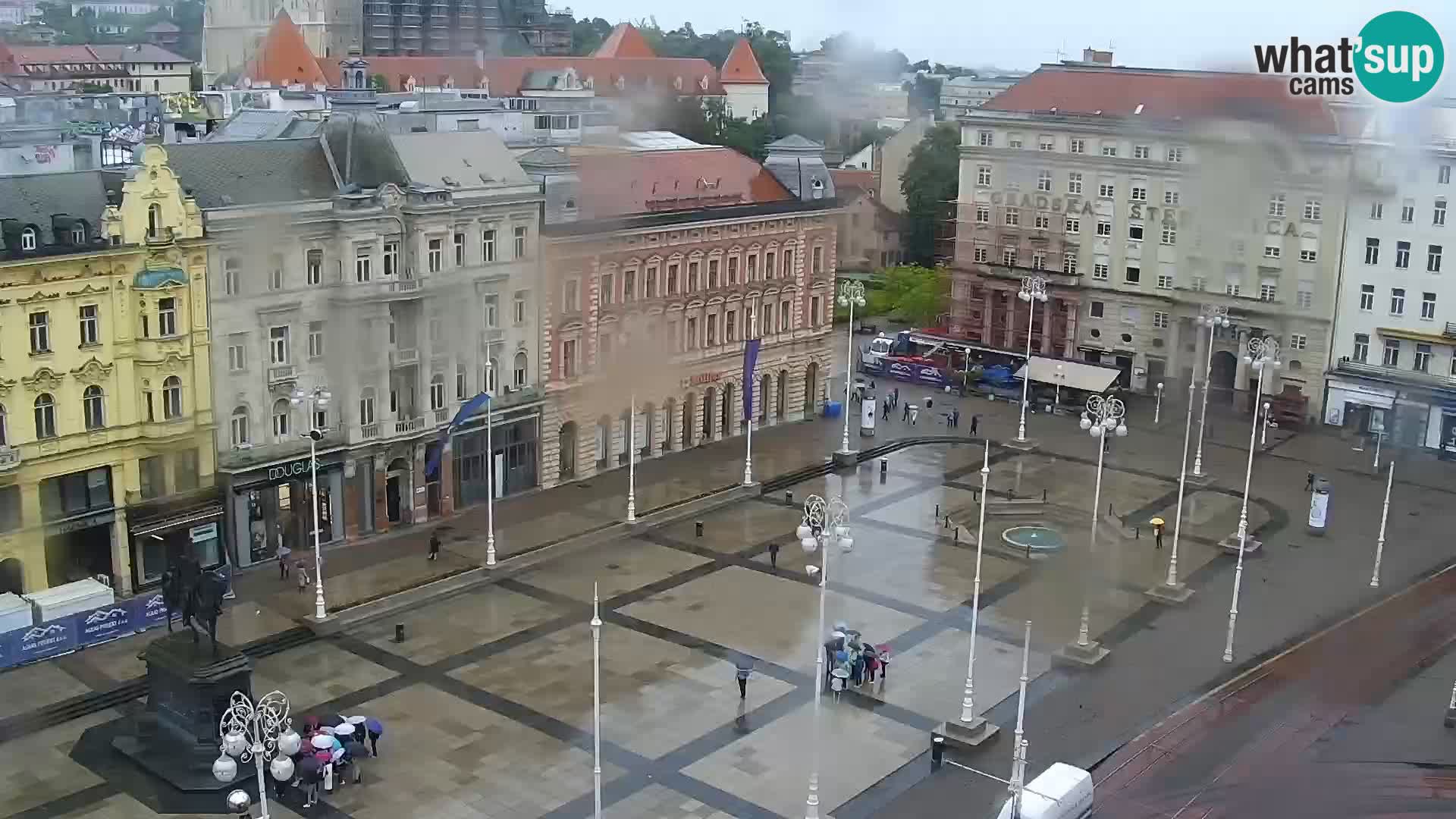 Ban Jelačić Platz  Live webcam Zagreb – Hotel Dubrovnik