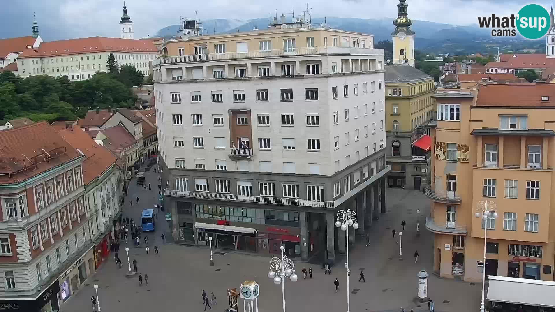 Trg Bana Jelačića v živo Zagreb – Hotel Dubrovnik