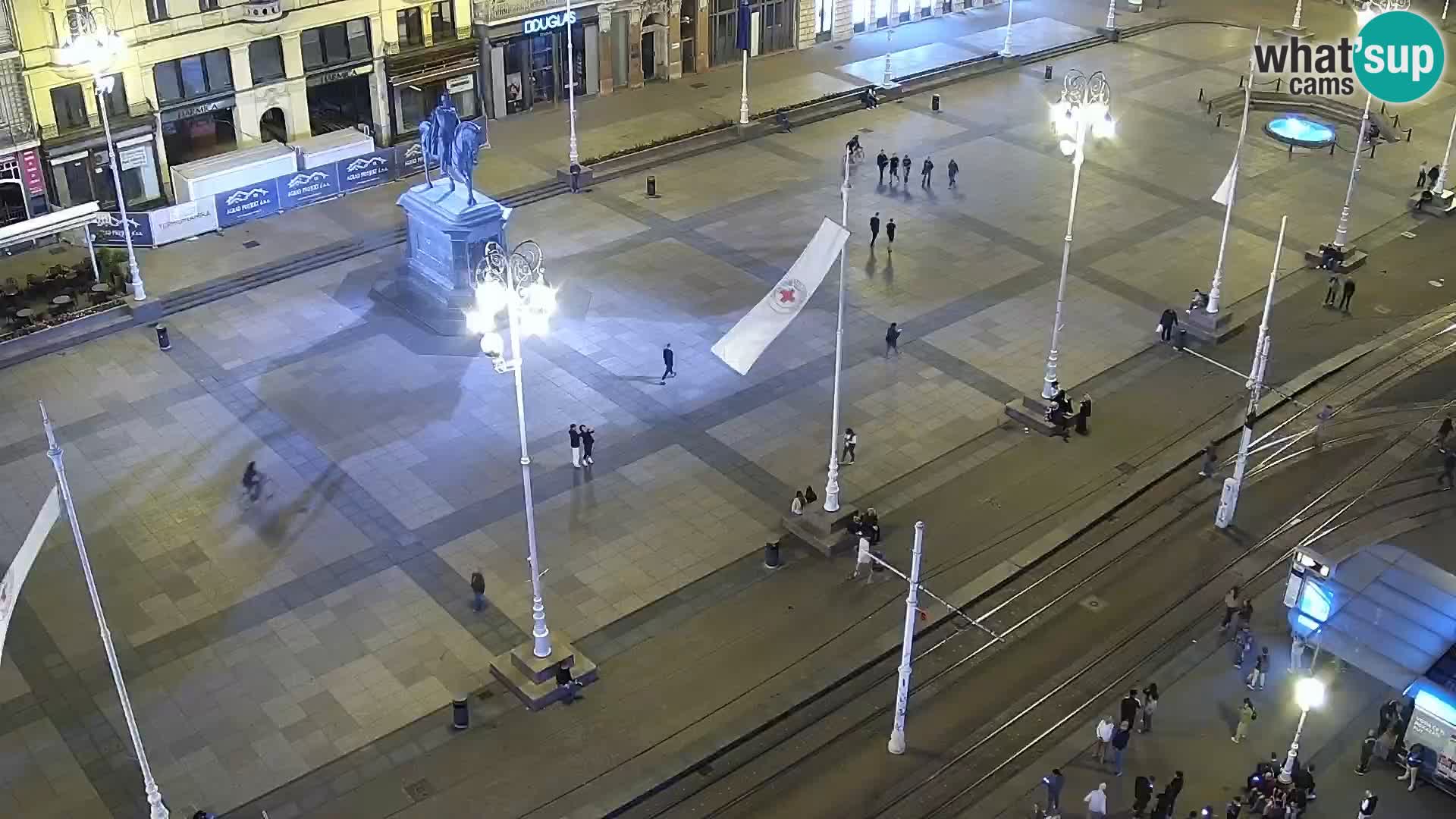 Ban Jelačić Platz  Live webcam Zagreb – Hotel Dubrovnik