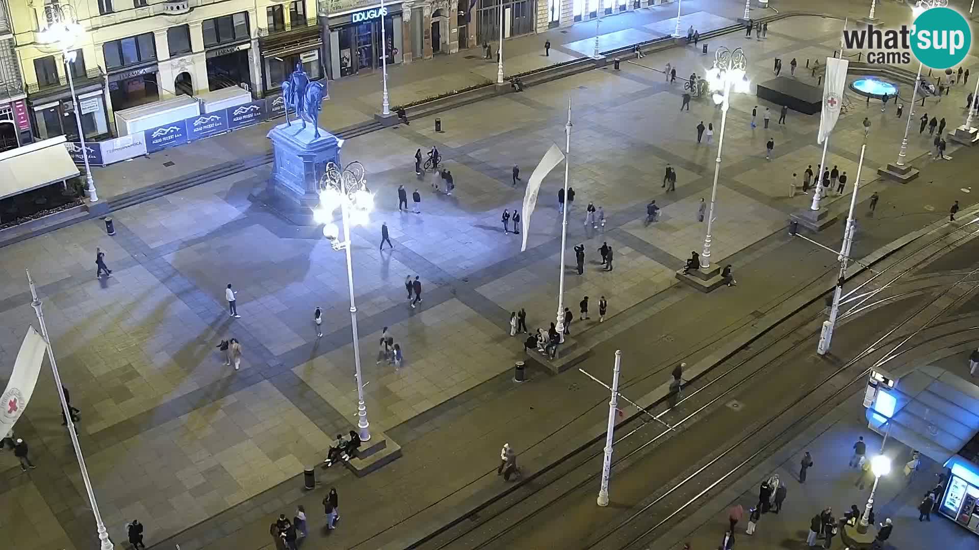 LIVE Webcam Zagreb Hotel Dubrovnik | Ban Jelačić square