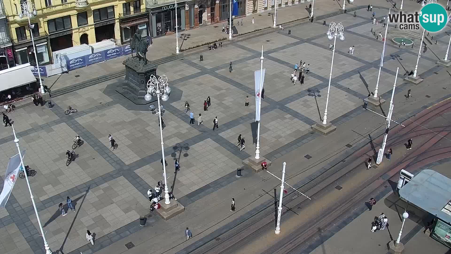 Web kamera Zagreb – Trg Bana Jelačića