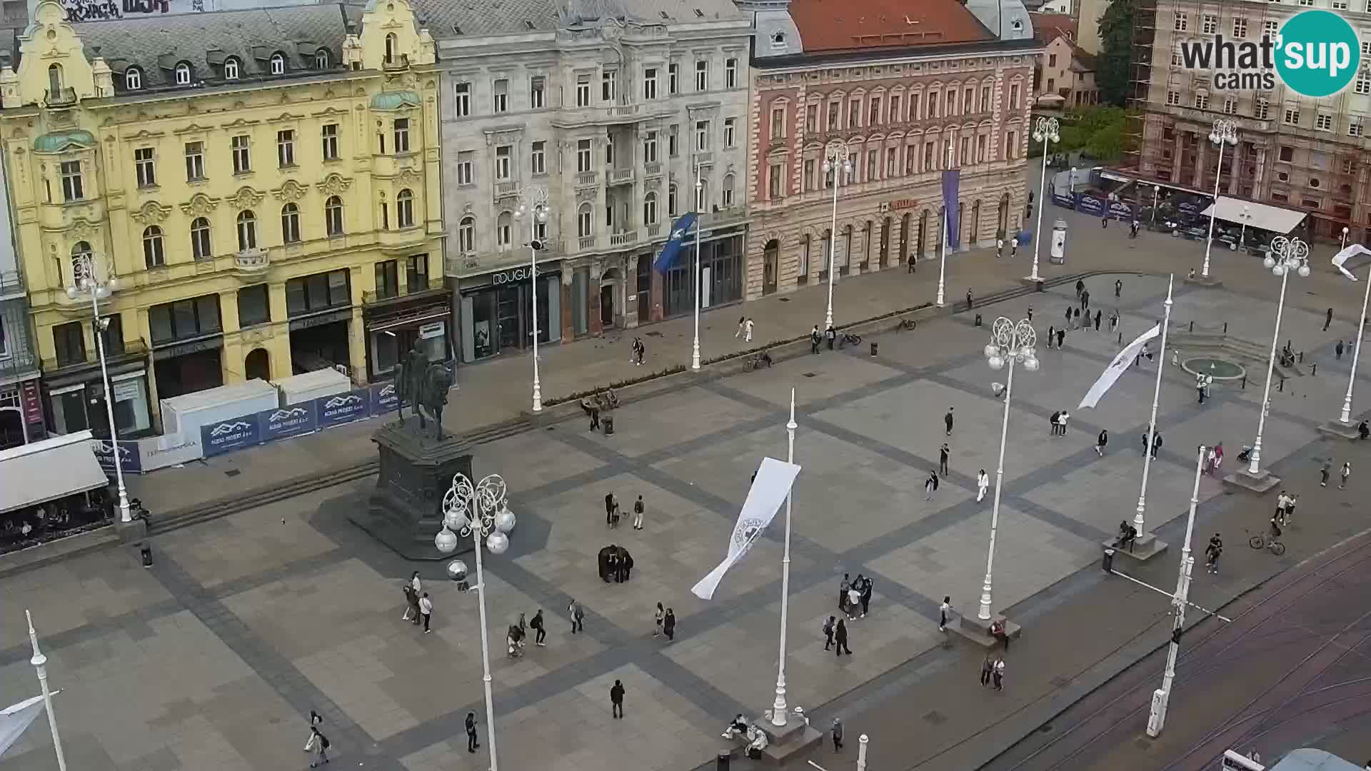 LIVE Webcam Zagreb – Ban Jelačić – Hotel Dubrovnik