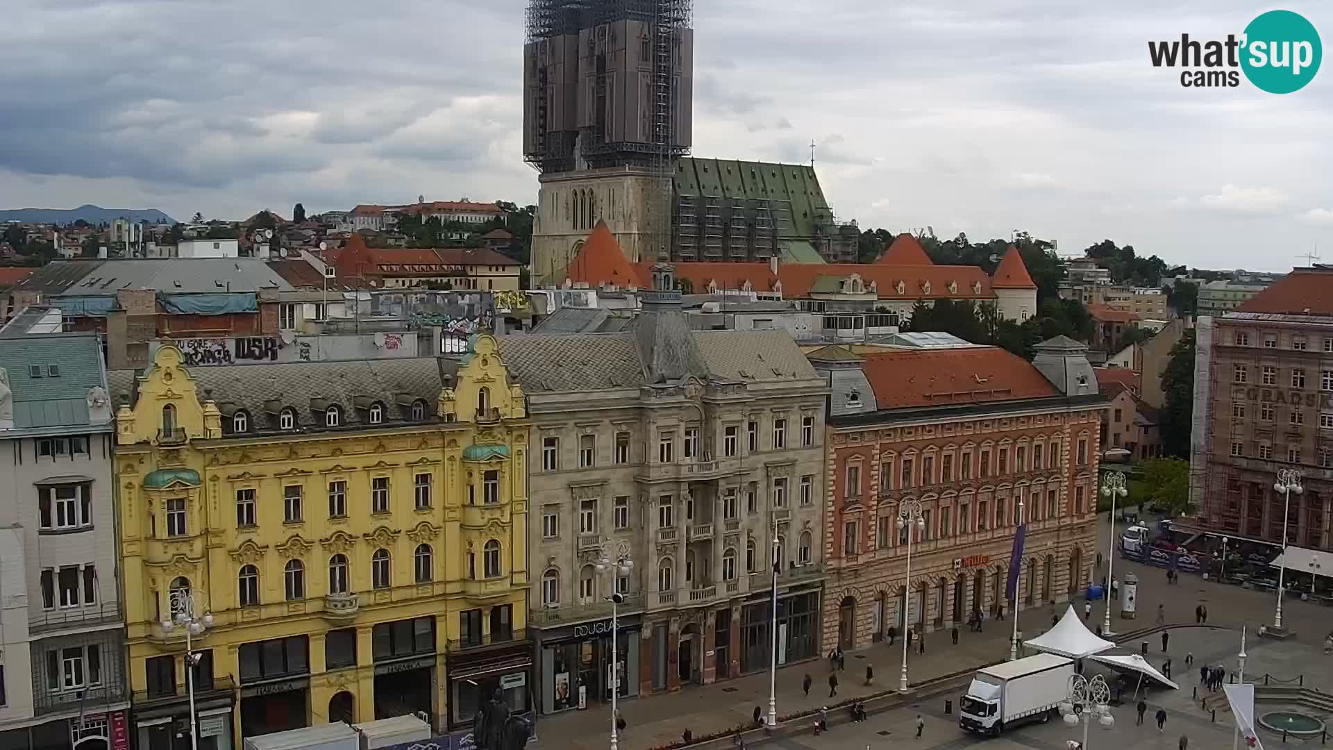 Piazza Ban Jelačić livecam Zagreb – Hotel Dubrovnik