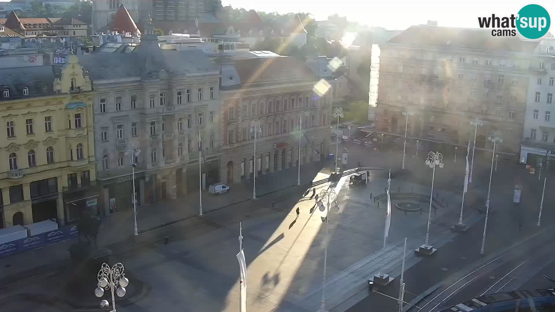Ban Jelačić live cam Zagreb – Hotel Dubrovnik