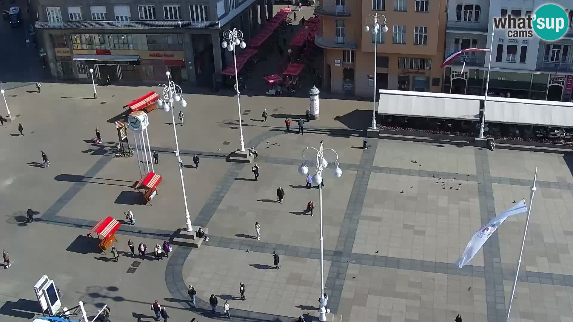 Trg Bana Jelačića web kamera Zagreb – Hotel Dubrovnik