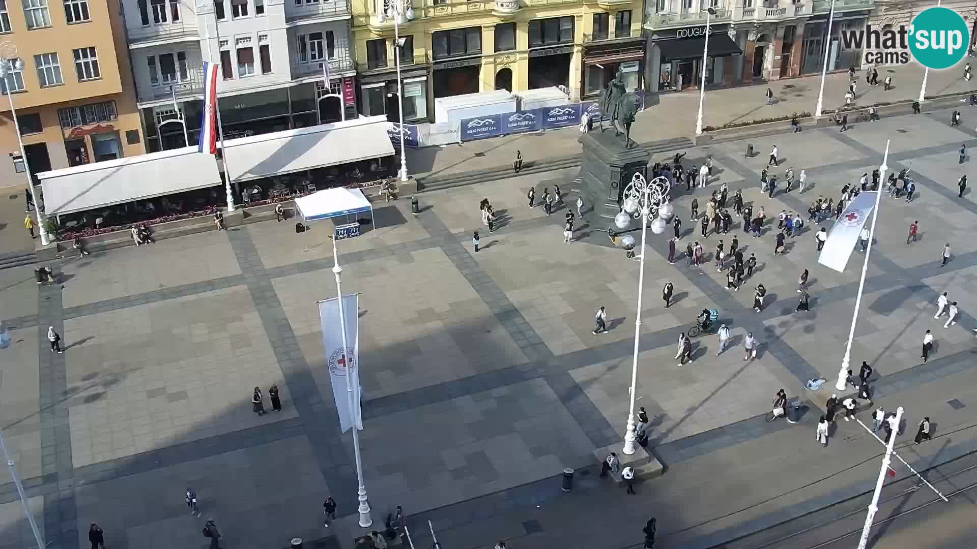 Kamera v živo Zagreb – Trg Bana Jelačića