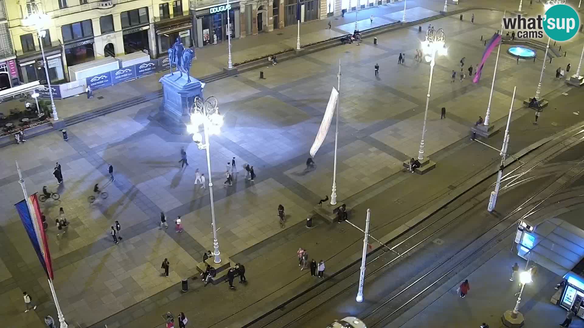 Zagreb – Bana Jelačića square panorama