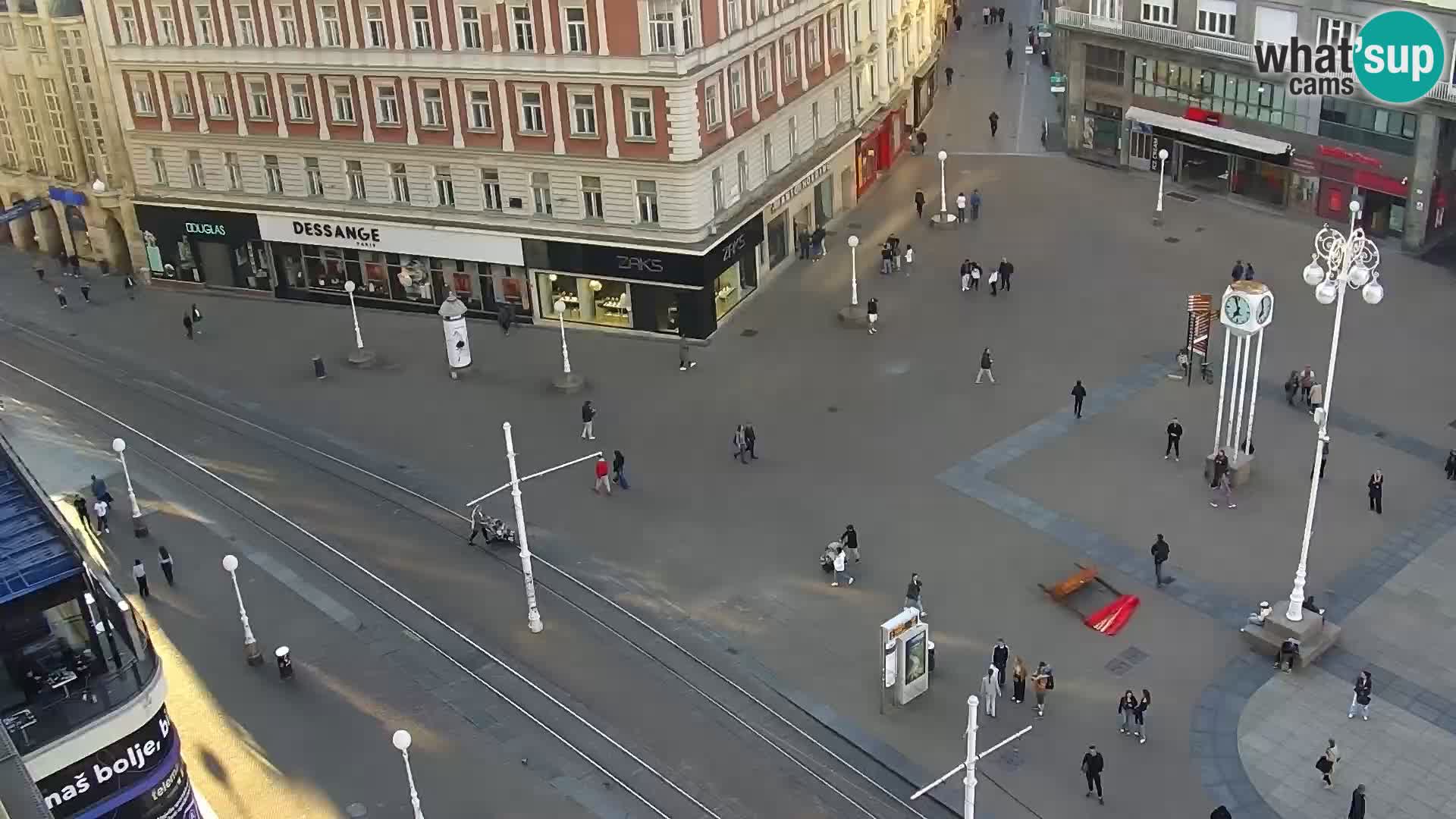 Kamera v živo Zagreb – Trg Bana Jelačića