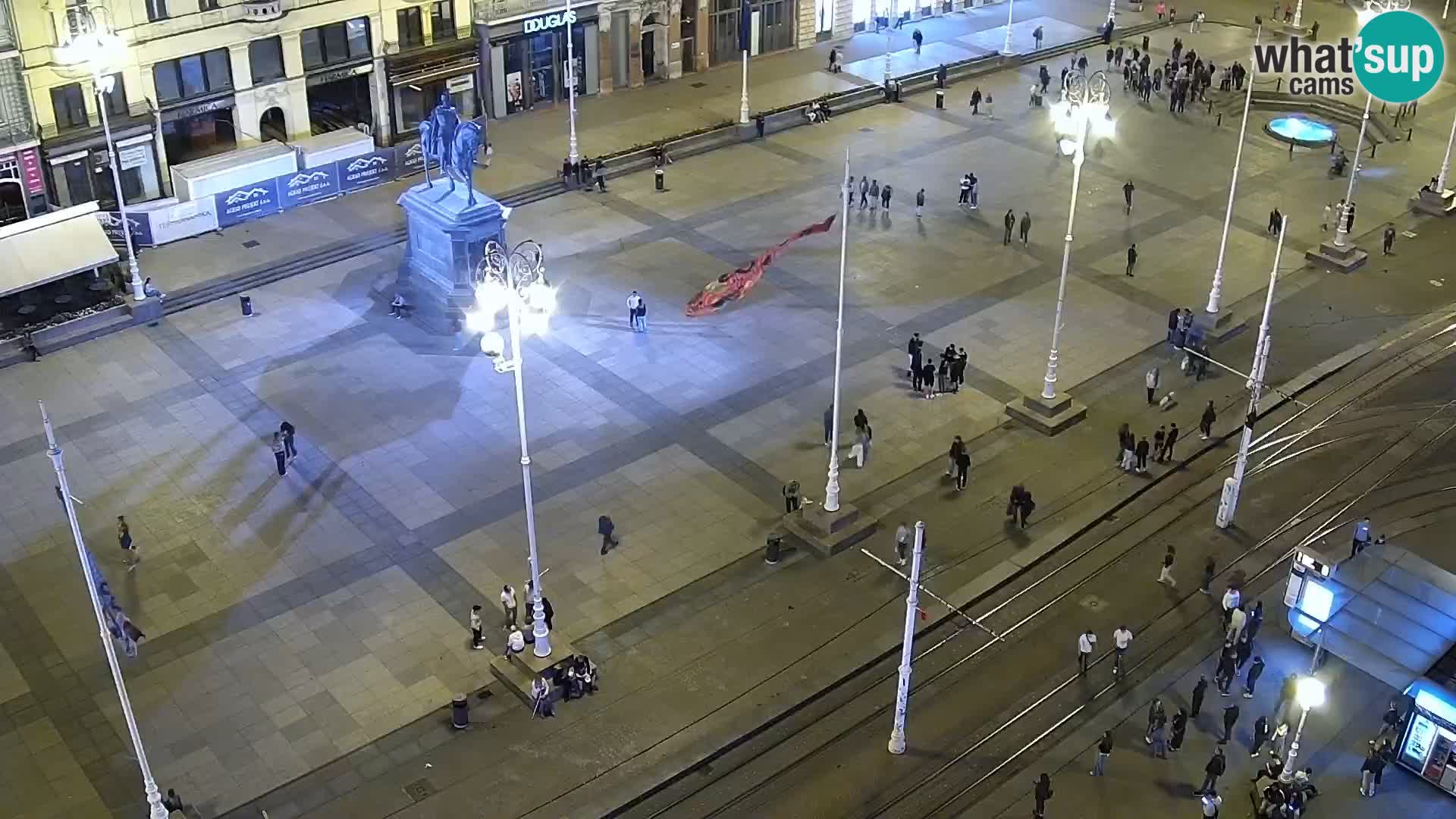 Ban Jelačić Platz  Live webcam Zagreb – Hotel Dubrovnik