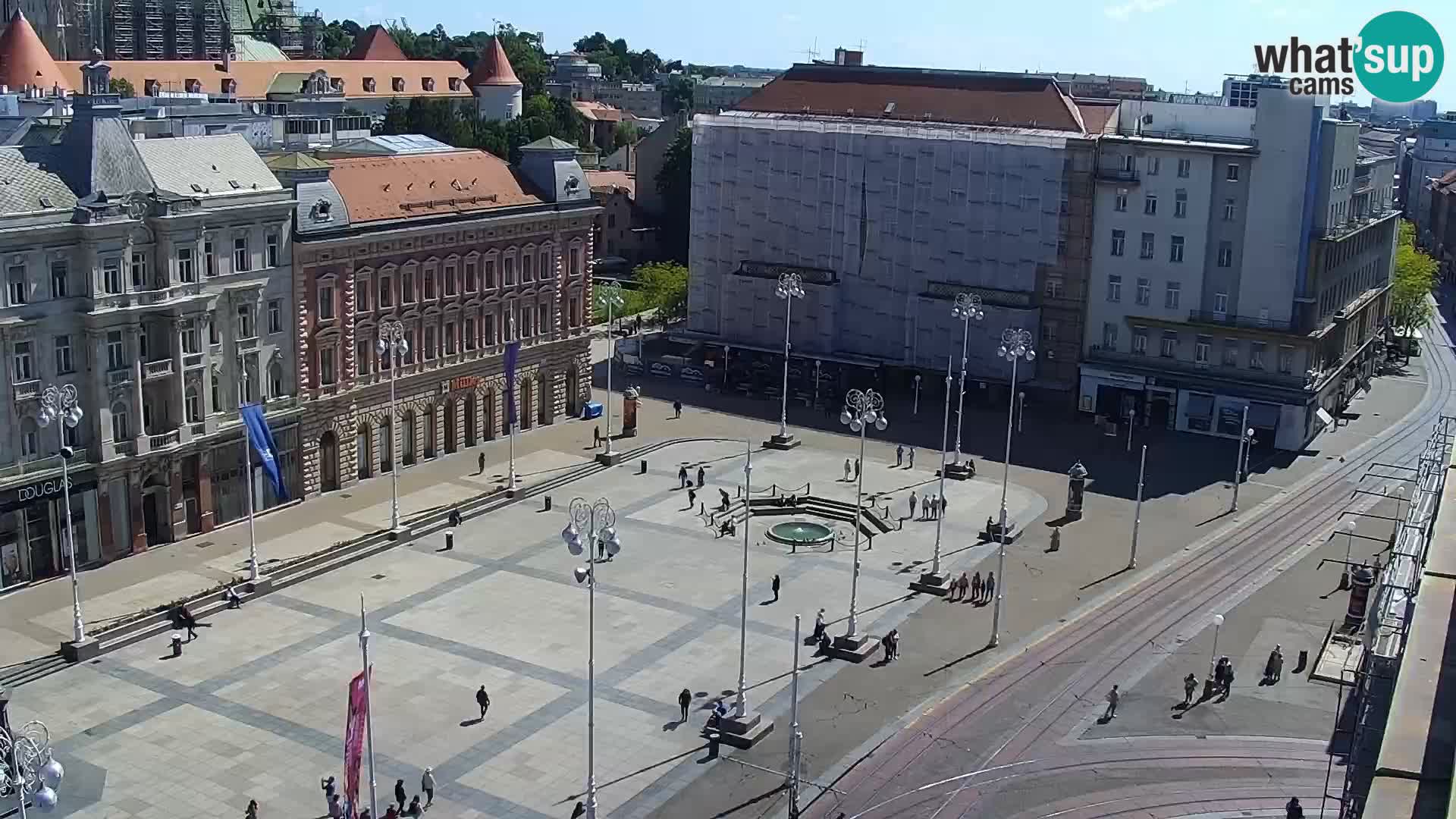 Trg Bana Jelačića web kamera Zagreb – Hotel Dubrovnik