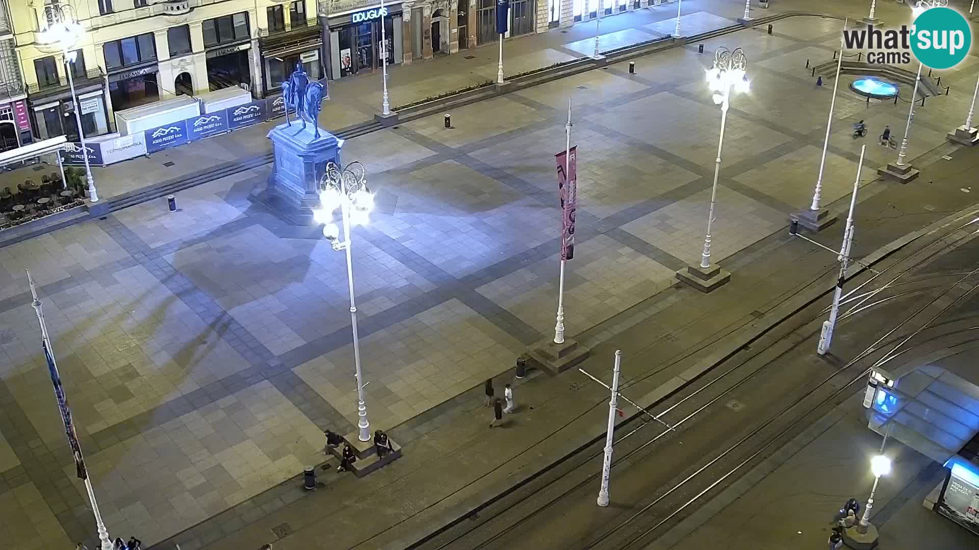 Ban Jelačić Platz  Live webcam Zagreb – Hotel Dubrovnik