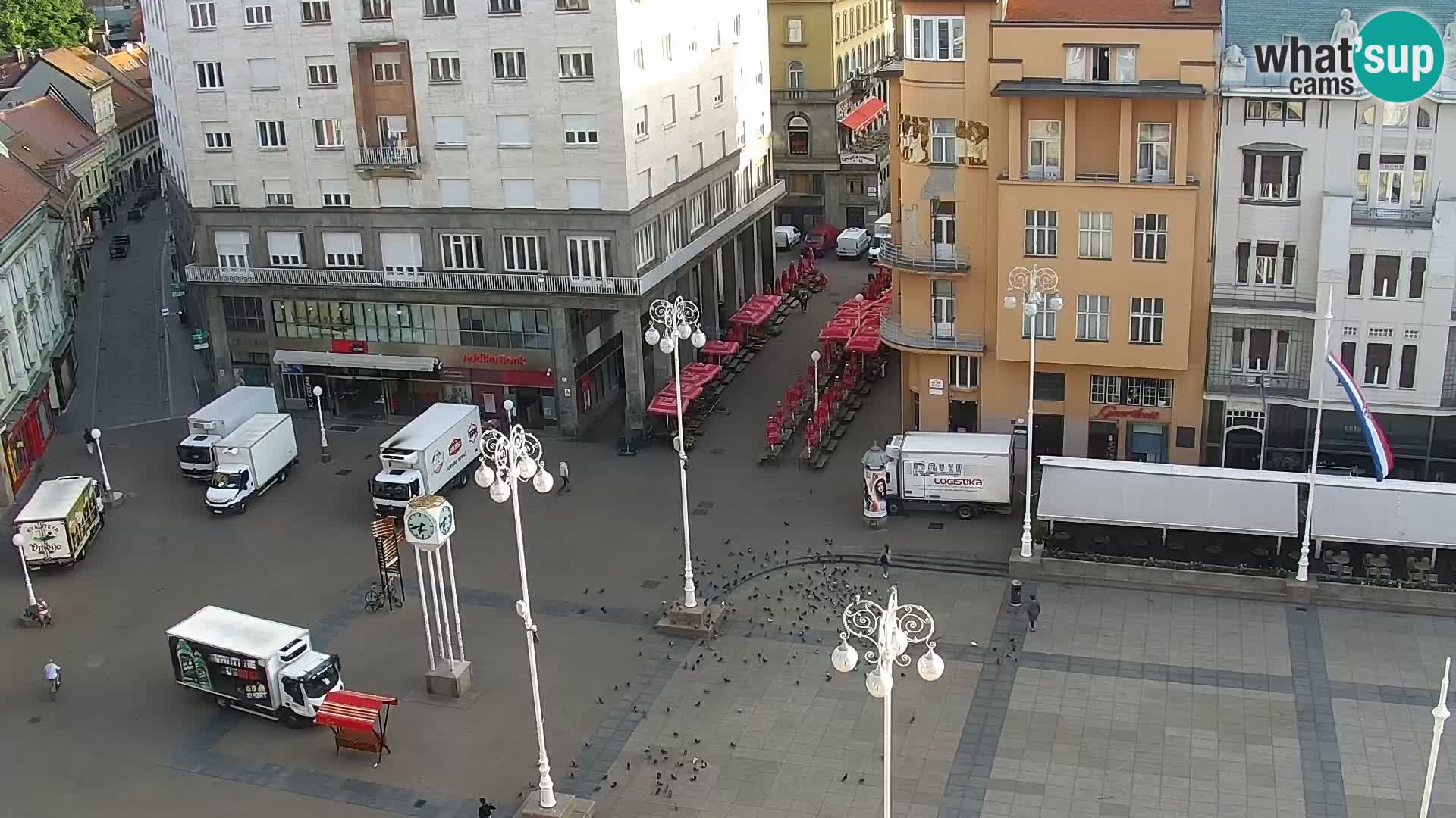 Trg Bana Jelačića web kamera Zagreb – Hotel Dubrovnik
