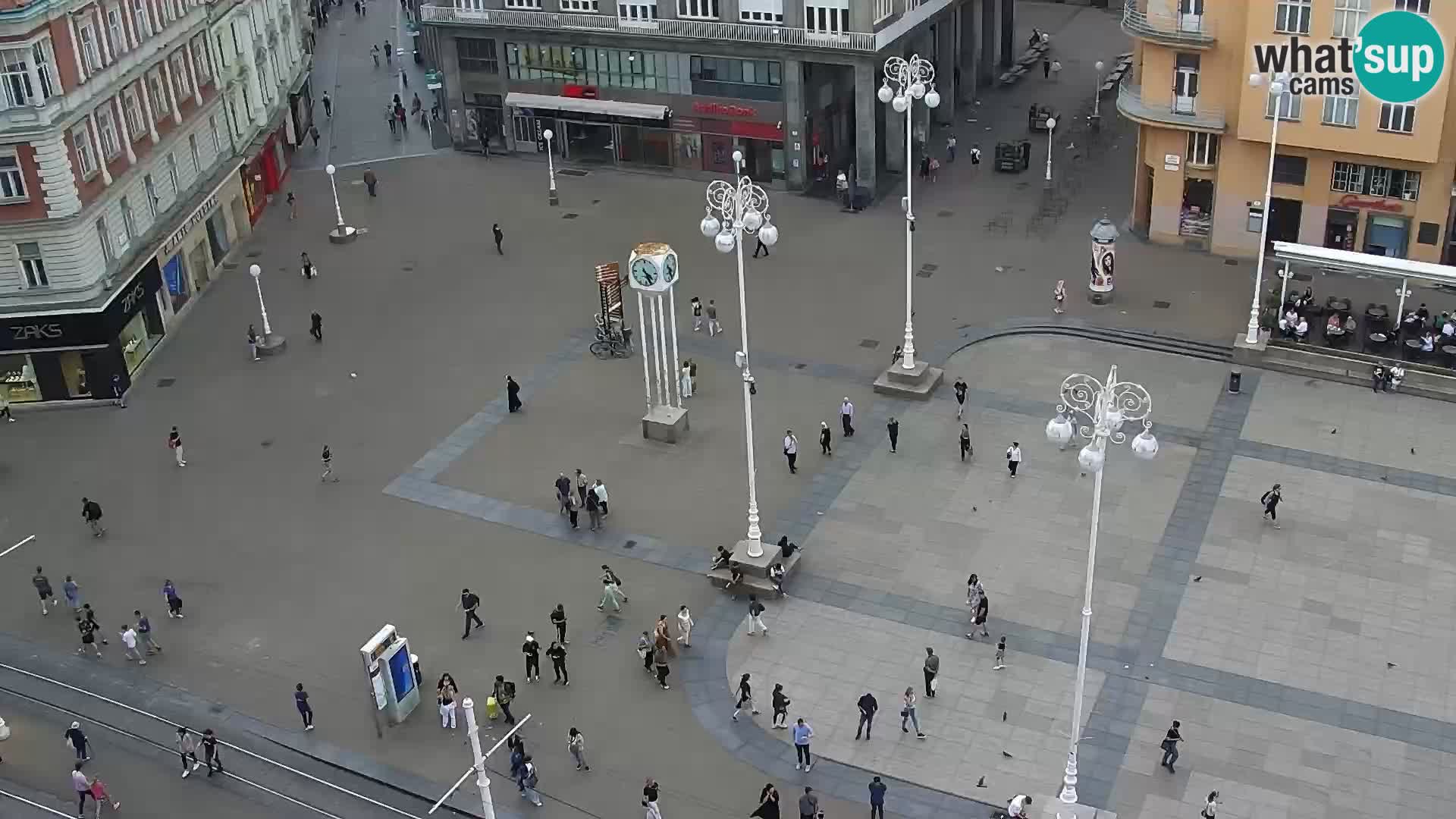 Ban Jelačić Platz  Live webcam Zagreb – Hotel Dubrovnik