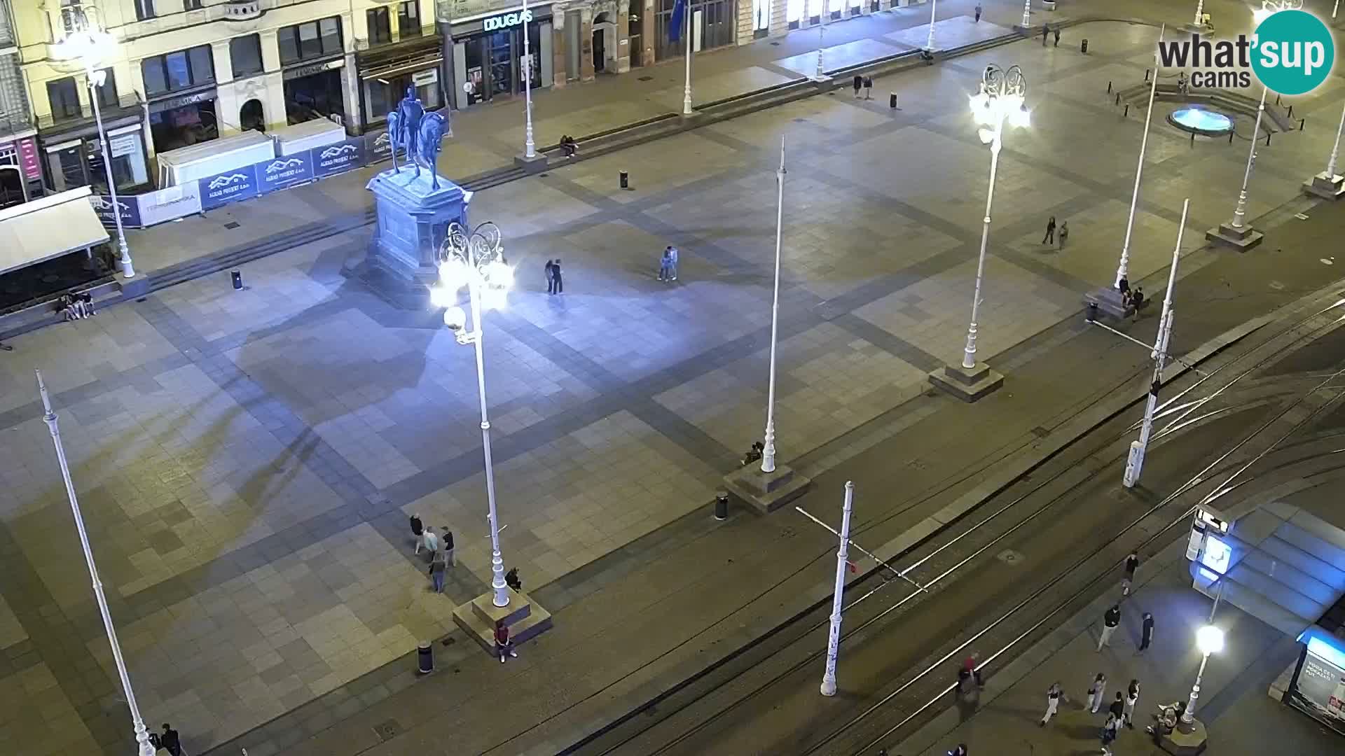 Ban Jelačić Platz  Live webcam Zagreb – Hotel Dubrovnik