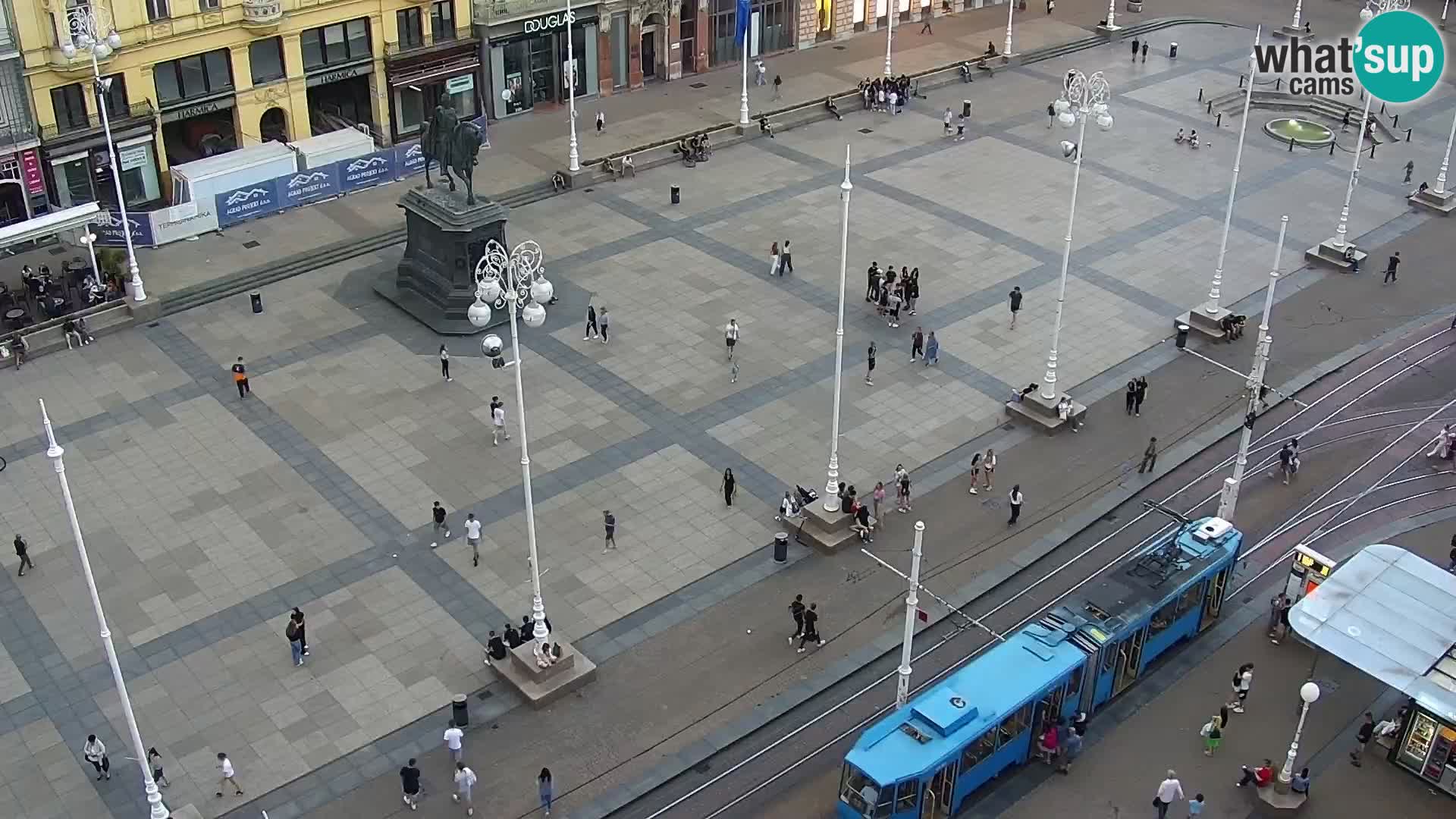 Web kamera Zagreb – Trg Bana Jelačića