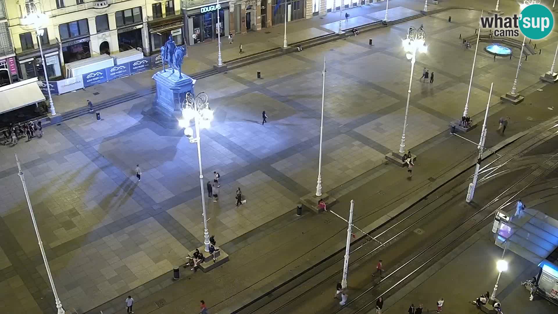 Ban Jelačić Platz  Live webcam Zagreb – Hotel Dubrovnik