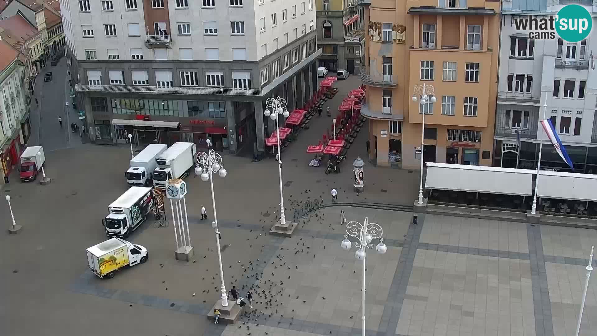 Zagreb – Bana Jelačića square panorama
