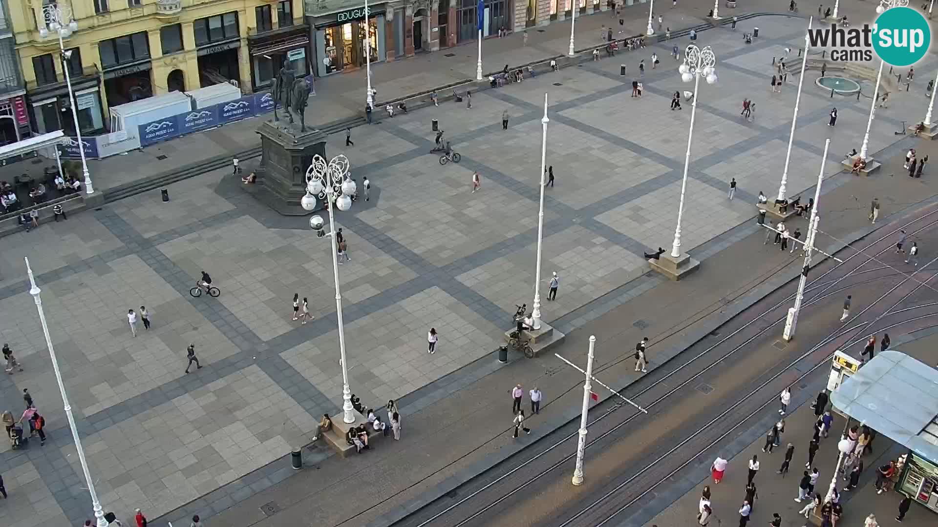 LIVE Webcam Zagreb Hotel Dubrovnik | Ban Jelačić square