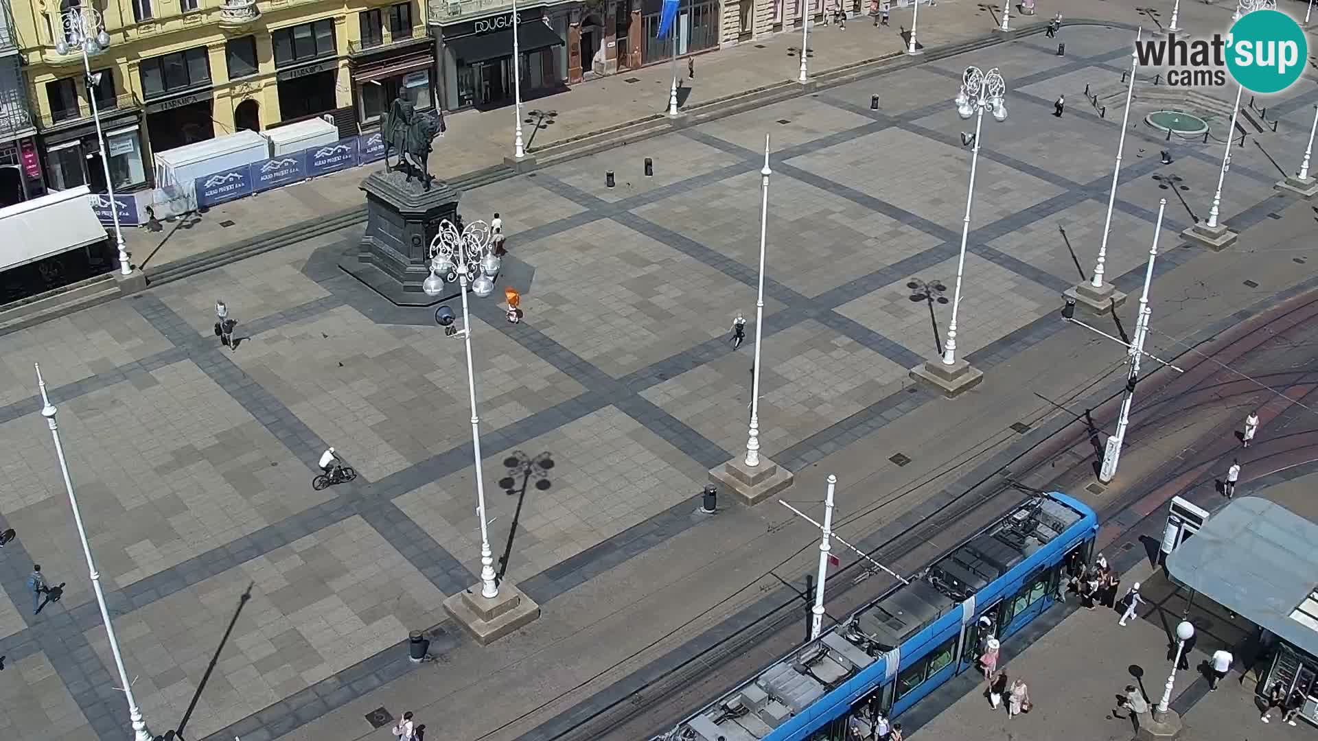 Ban Jelačić Platz  Live webcam Zagreb – Hotel Dubrovnik