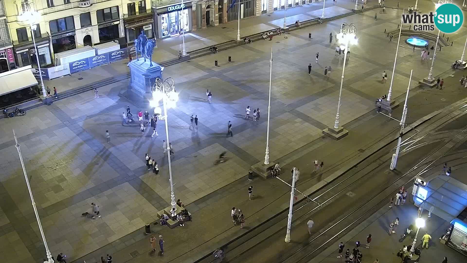 Trg Bana Jelačića v živo Zagreb – Hotel Dubrovnik