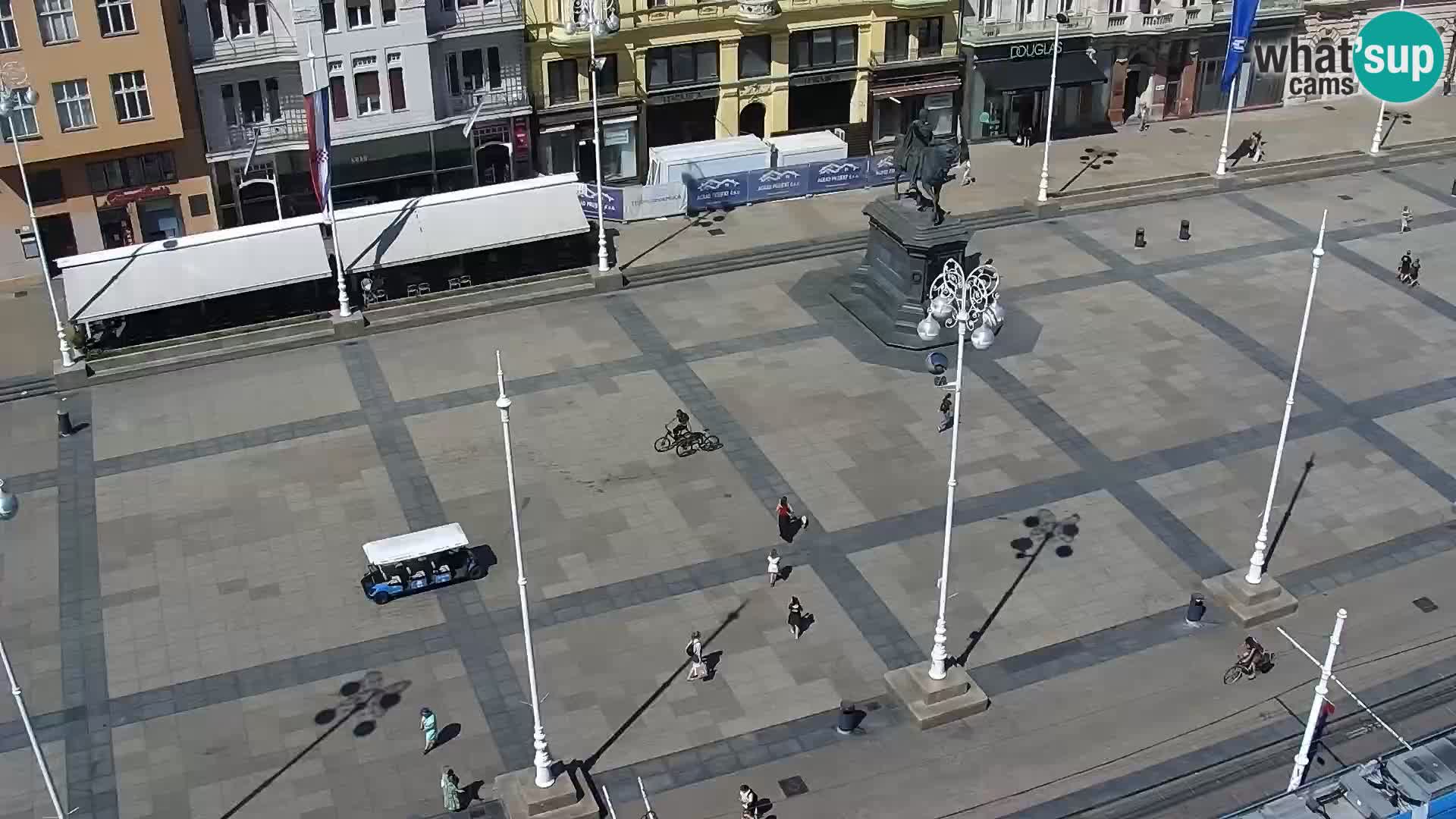 Ban Jelačić Platz  Live webcam Zagreb – Hotel Dubrovnik