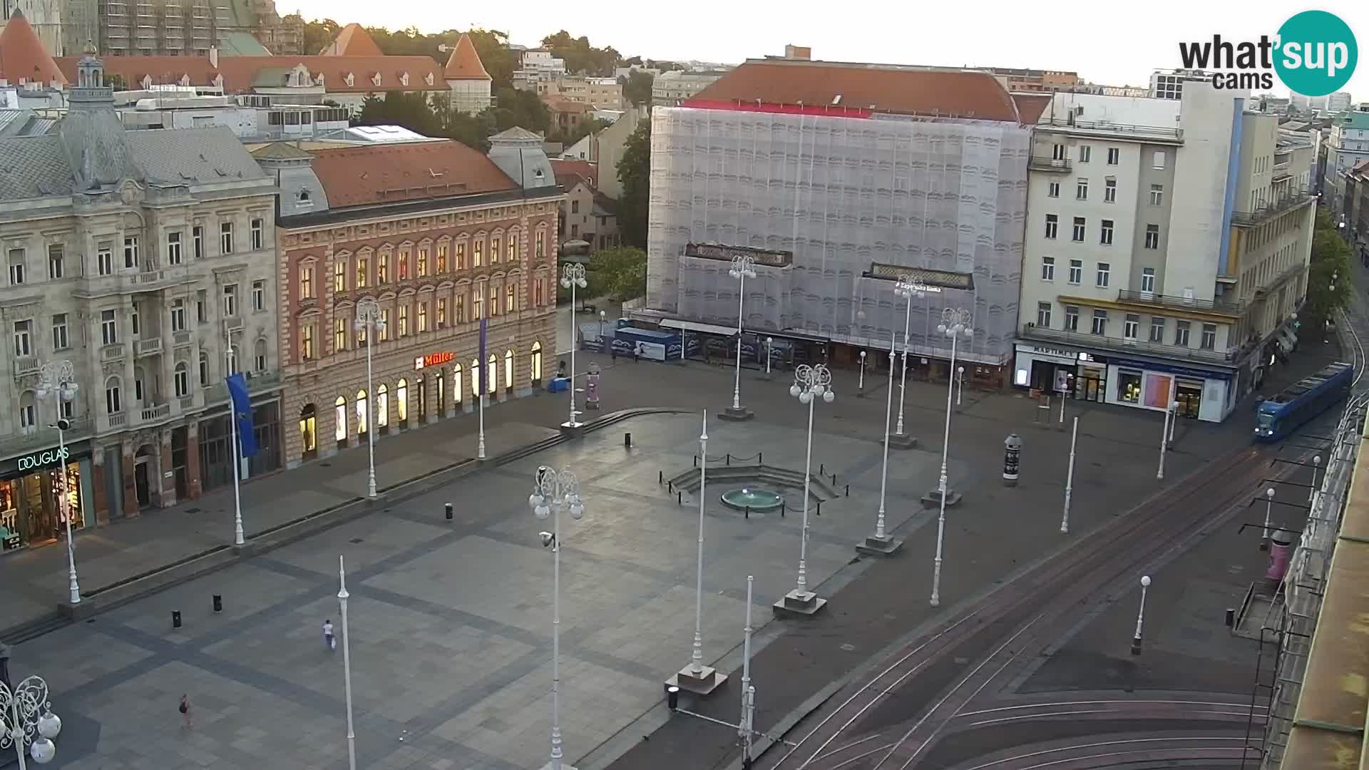 Zagreb – Bana Jelačića square panorama