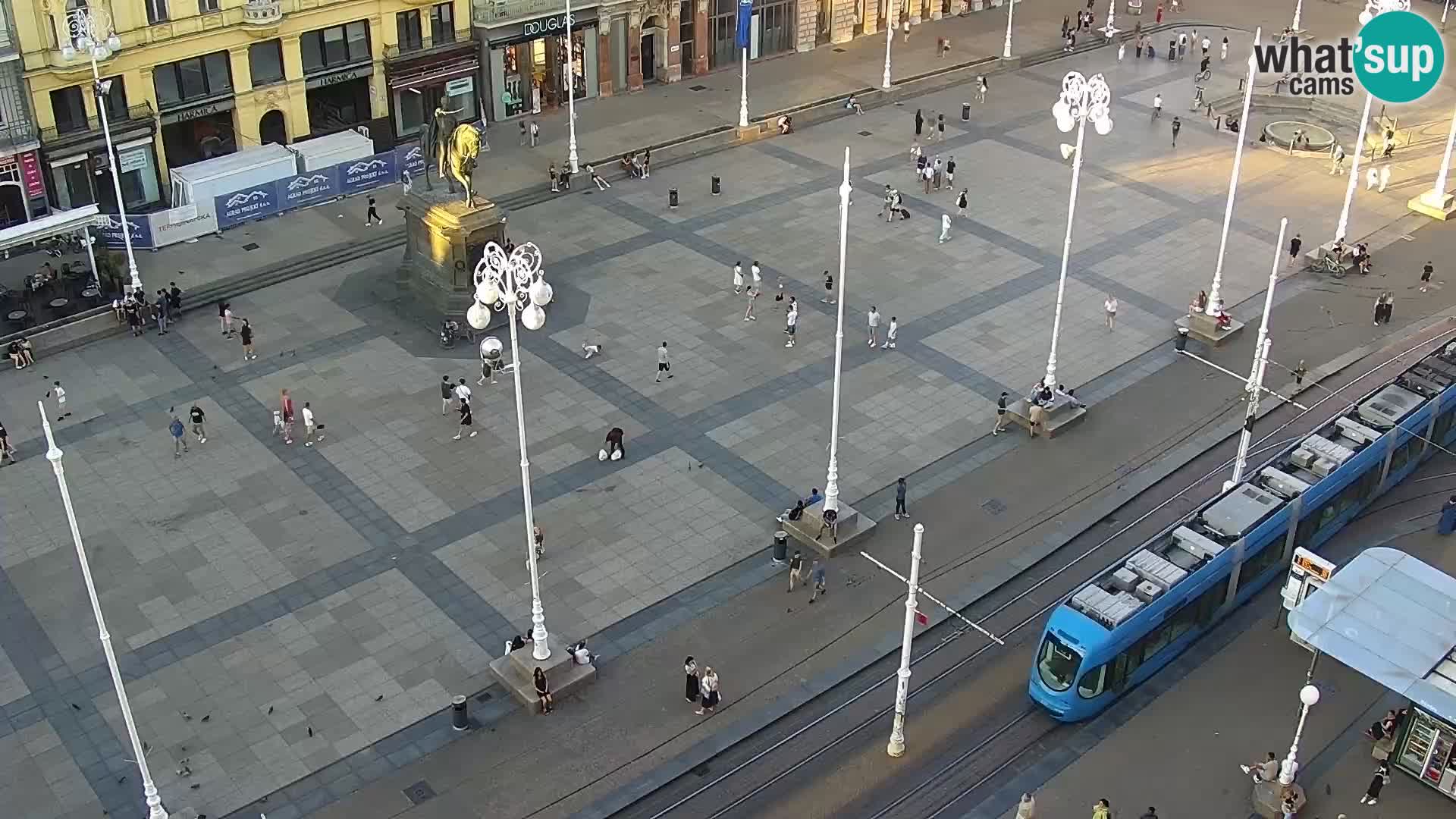 LIVE Webcam Zagreb Hotel Dubrovnik | Ban Jelačić square