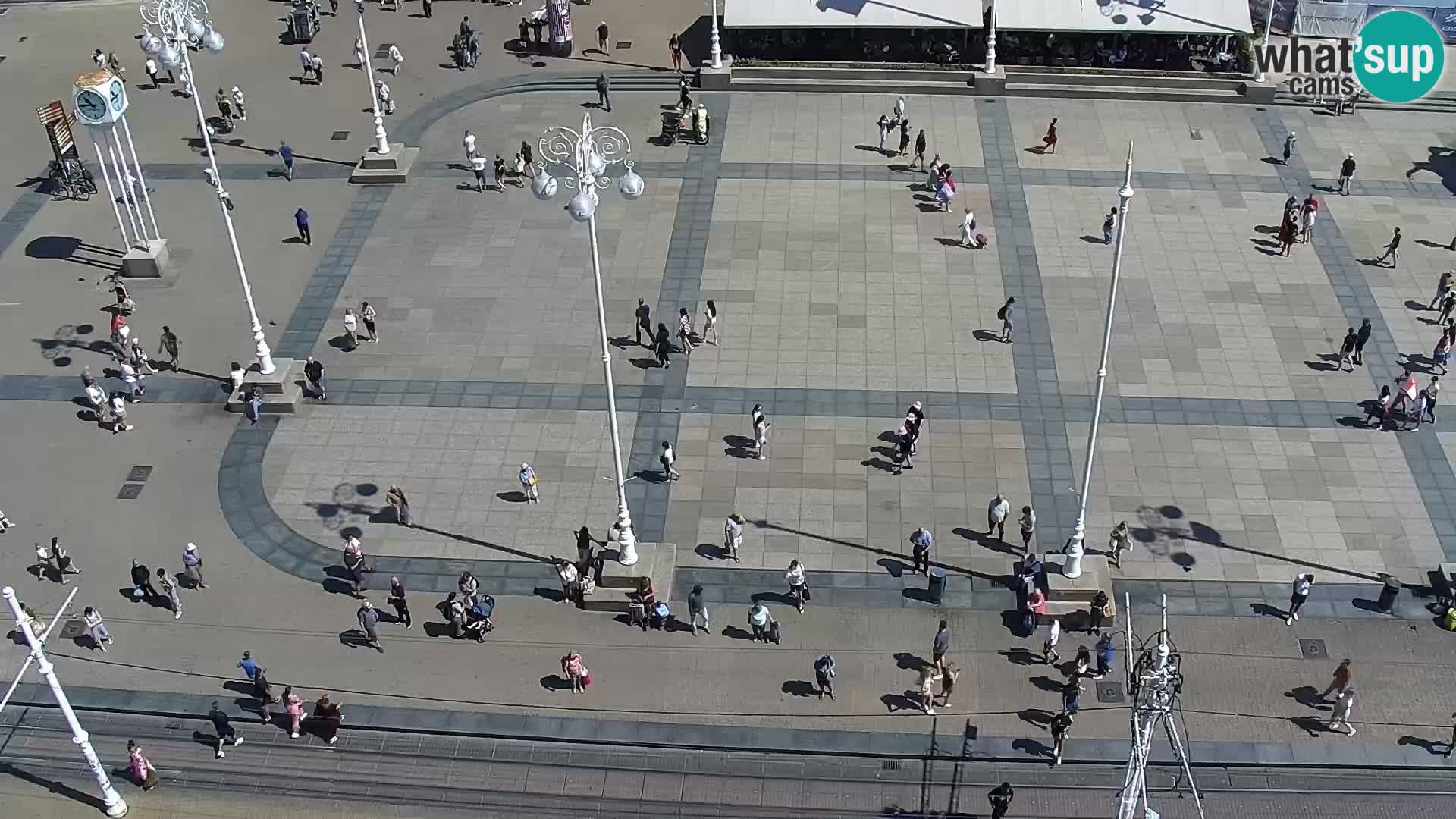 Trg Bana Jelačića web kamera Zagreb – Hotel Dubrovnik