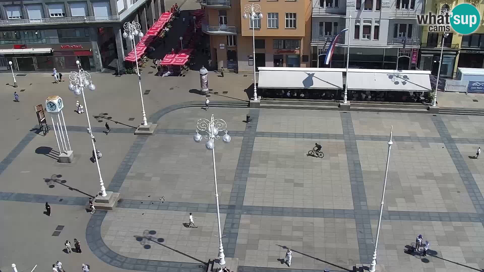 Trg Bana Jelačića web kamera Zagreb – Hotel Dubrovnik