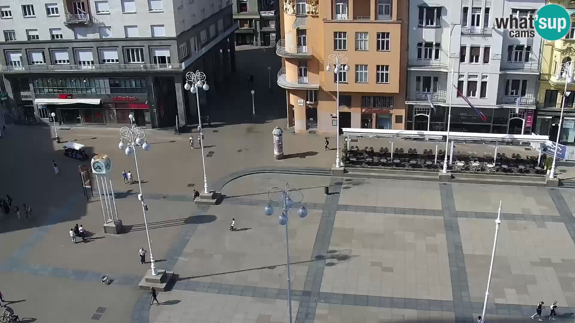 Web kamera Zagreb – Trg Bana Jelačića