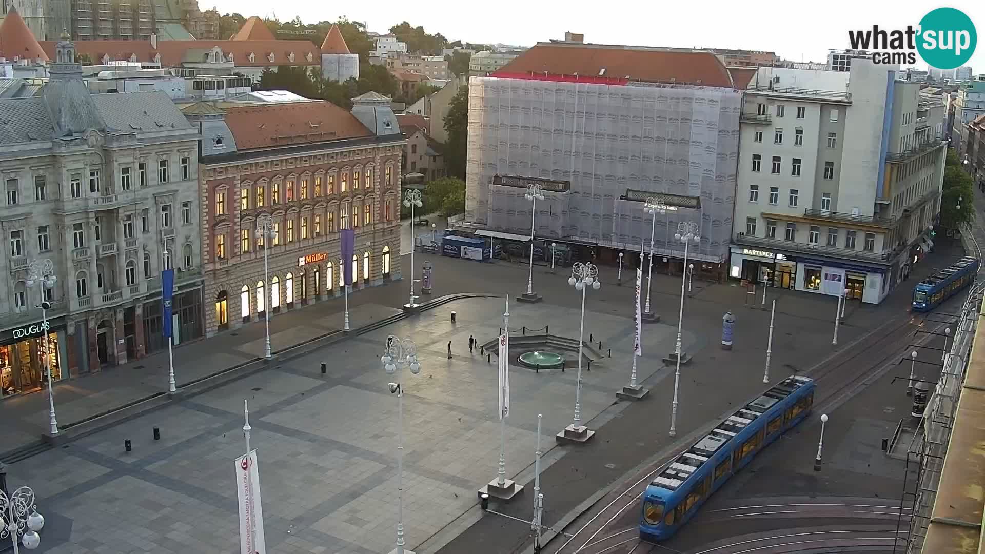Ban Jelačić Platz  Live webcam Zagreb – Hotel Dubrovnik