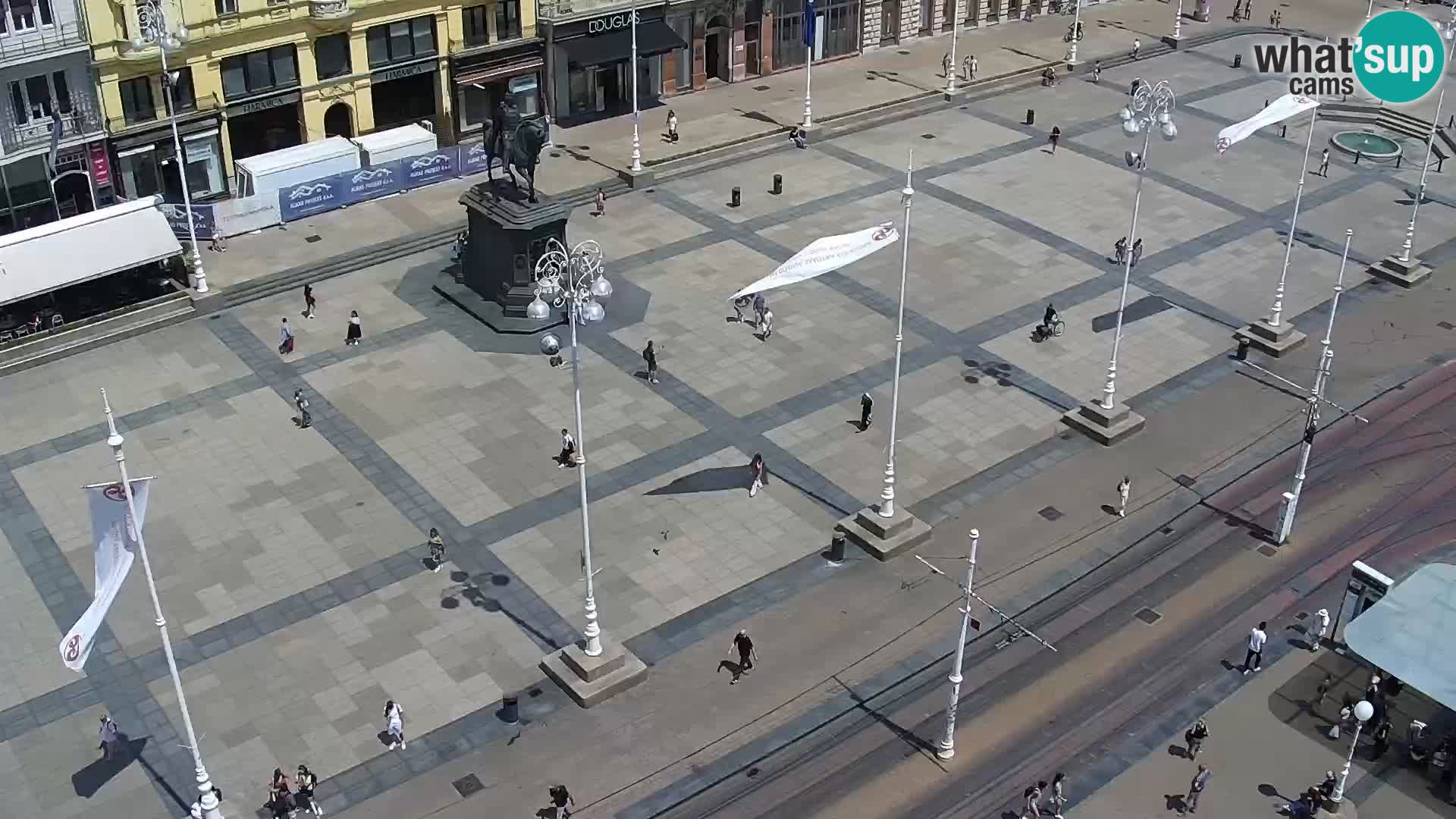 Kamera v živo Zagreb – Trg Bana Jelačića
